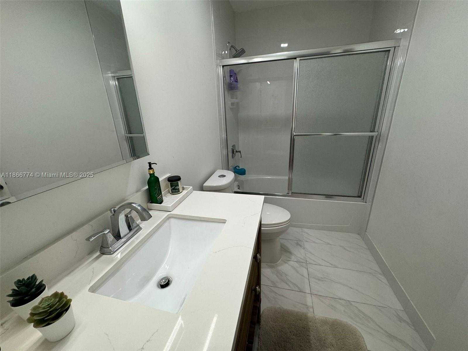 Small Image of Boca Raton Number 20