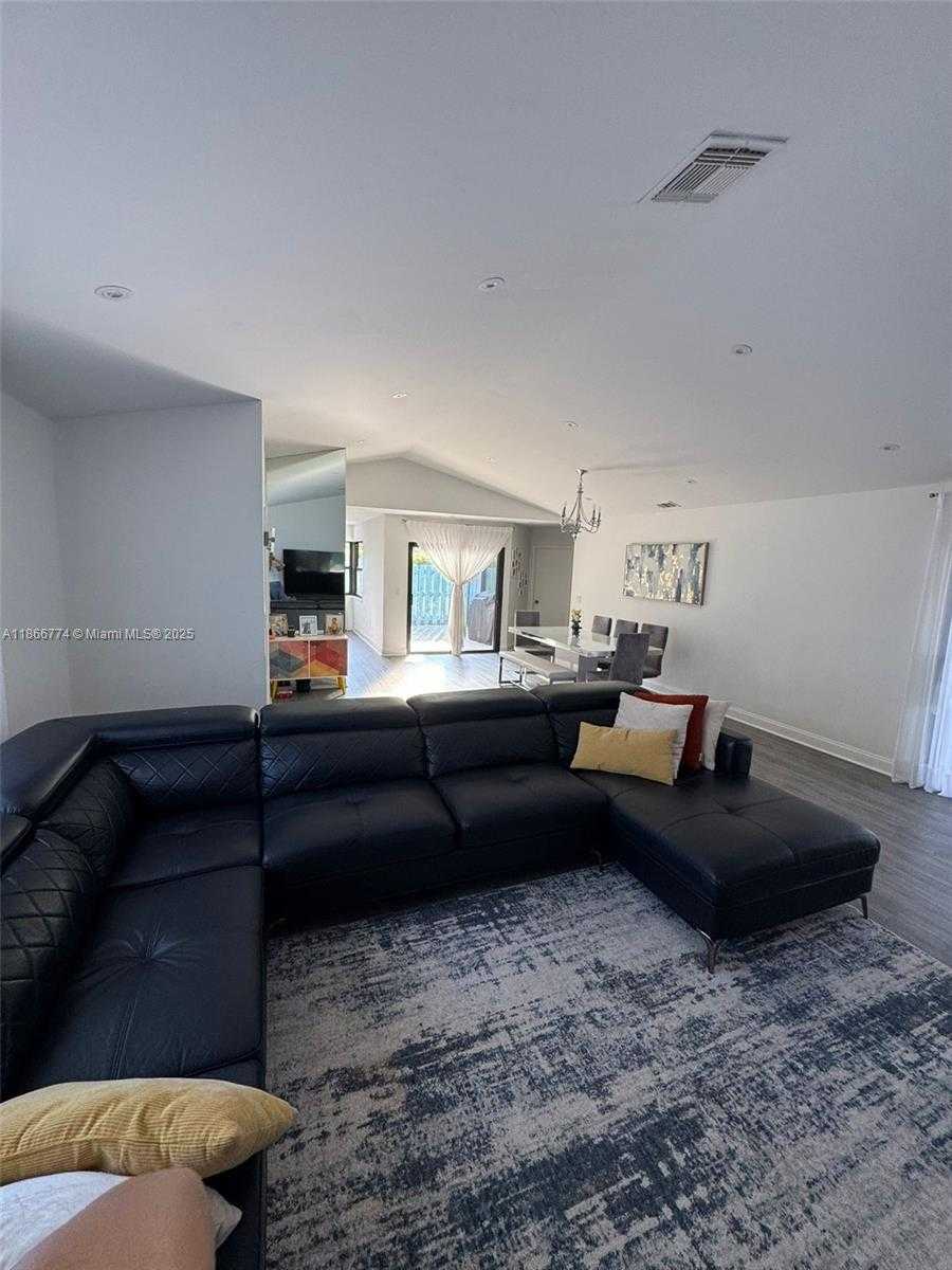 Small Image of Boca Raton Number 4