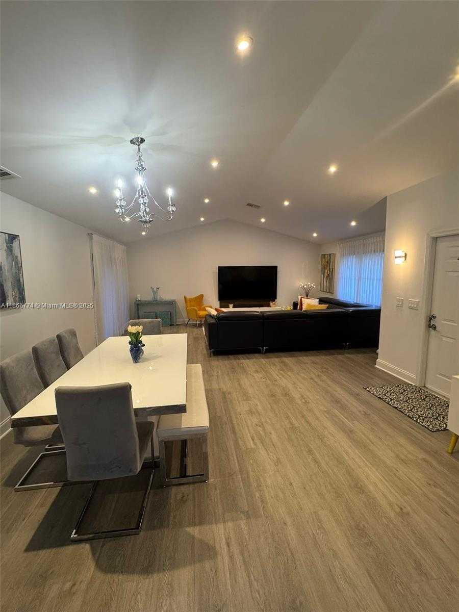 Small Image of Boca Raton Number 5