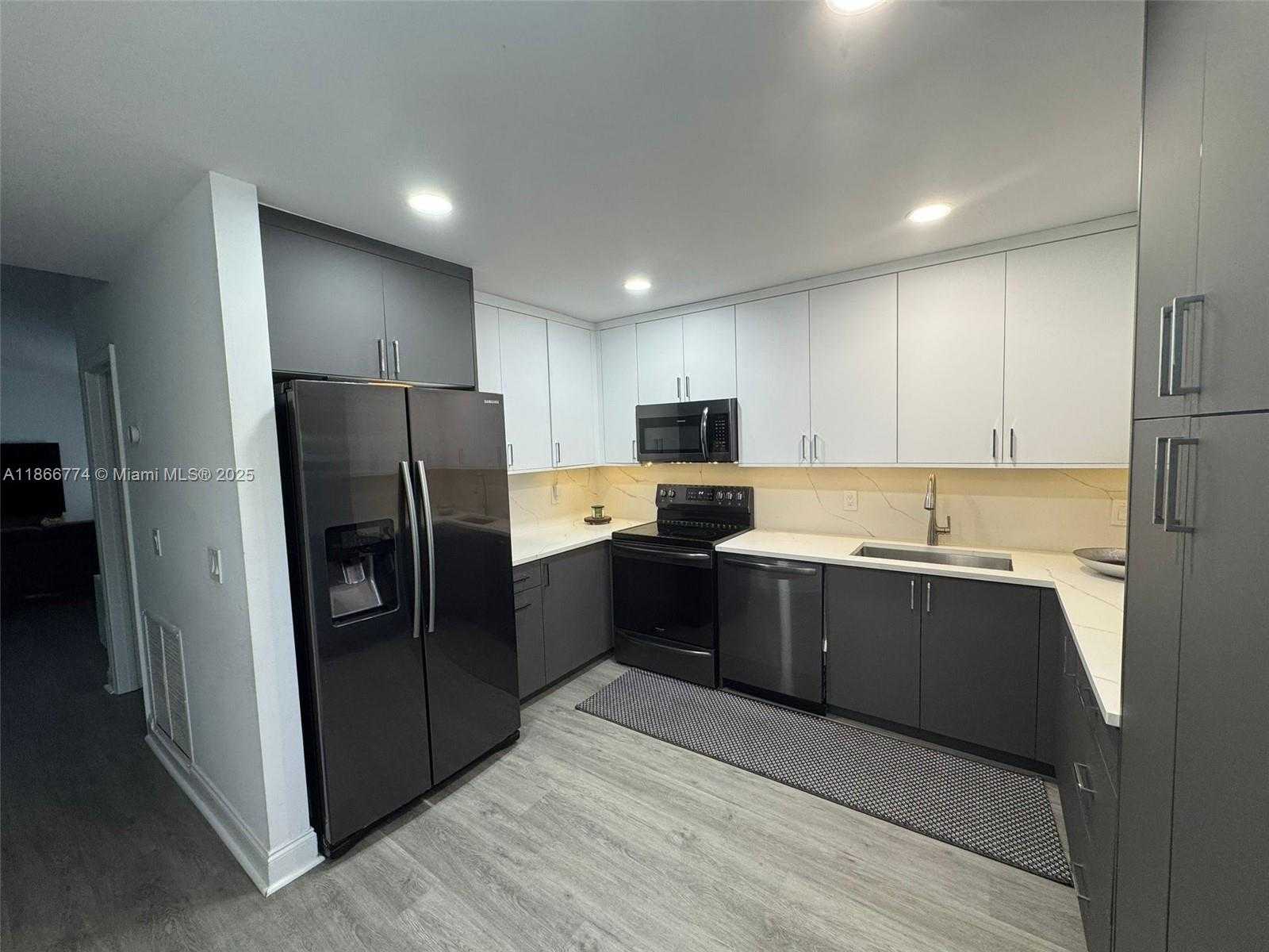 Small Image of Boca Raton Number 8