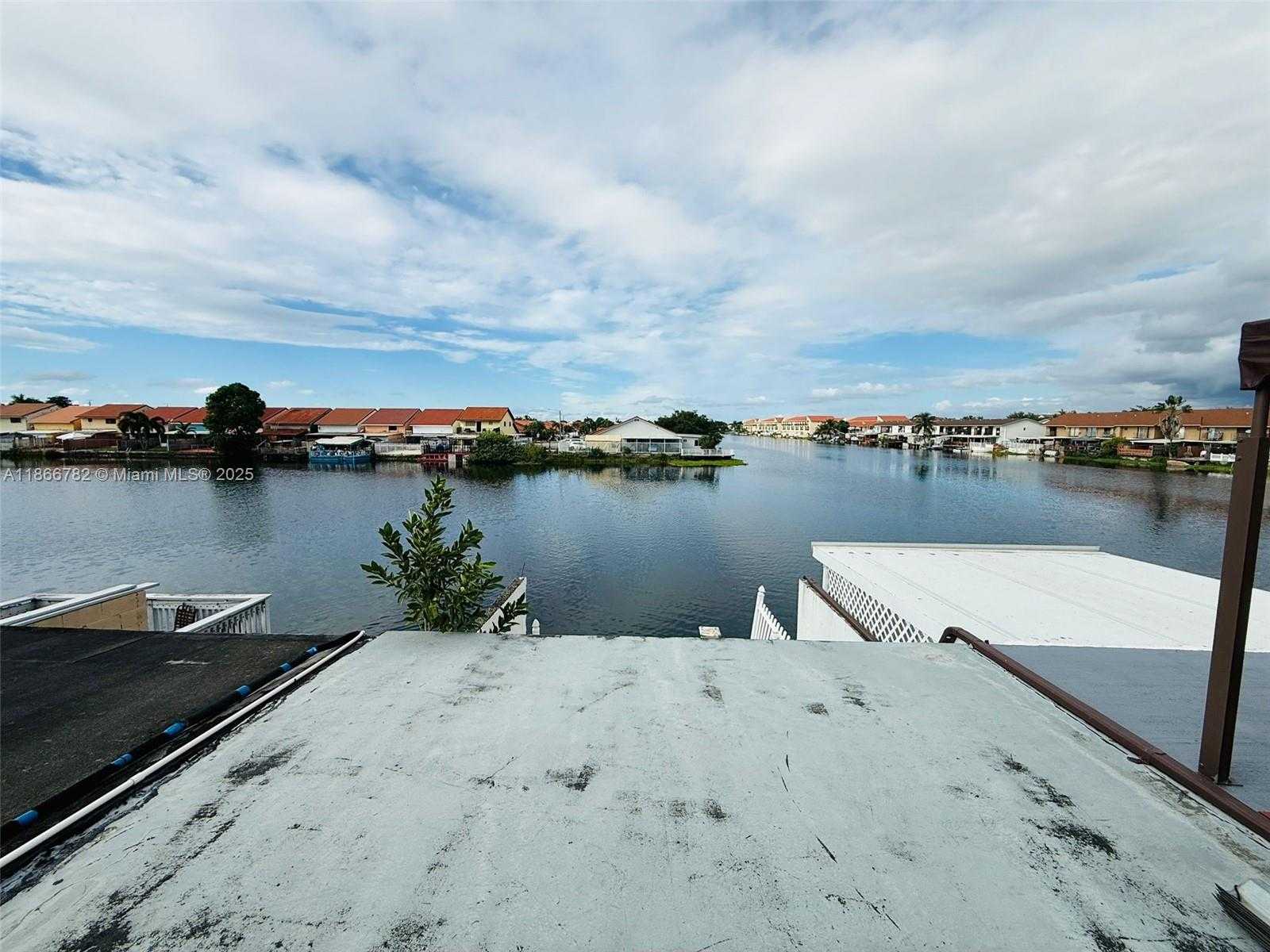 Small Image of 2669 WEST 52ND ST #12, Hialeah Number 23