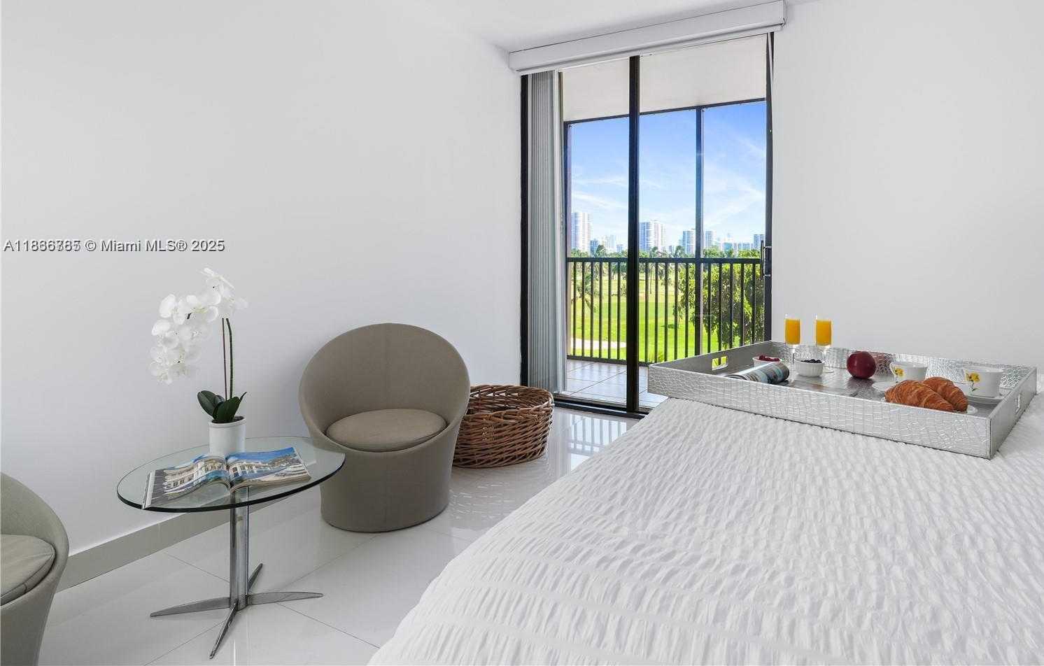 Small Image of 20379 WEST COUNTRY CLUB DR #536, Aventura Number 9