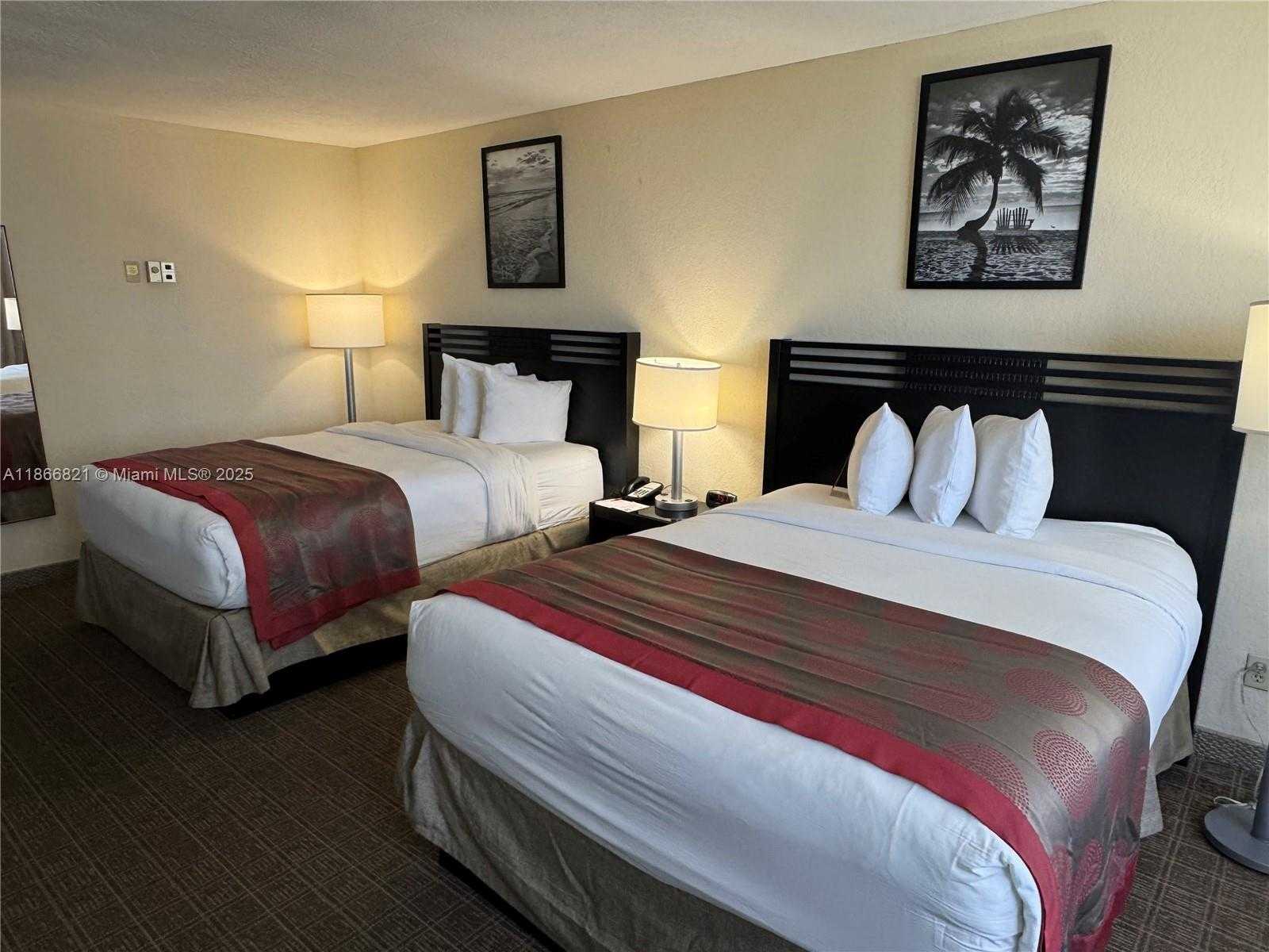 Small Image of 19201 COLLINS AVE #1108, Sunny Isles Beach Number 5