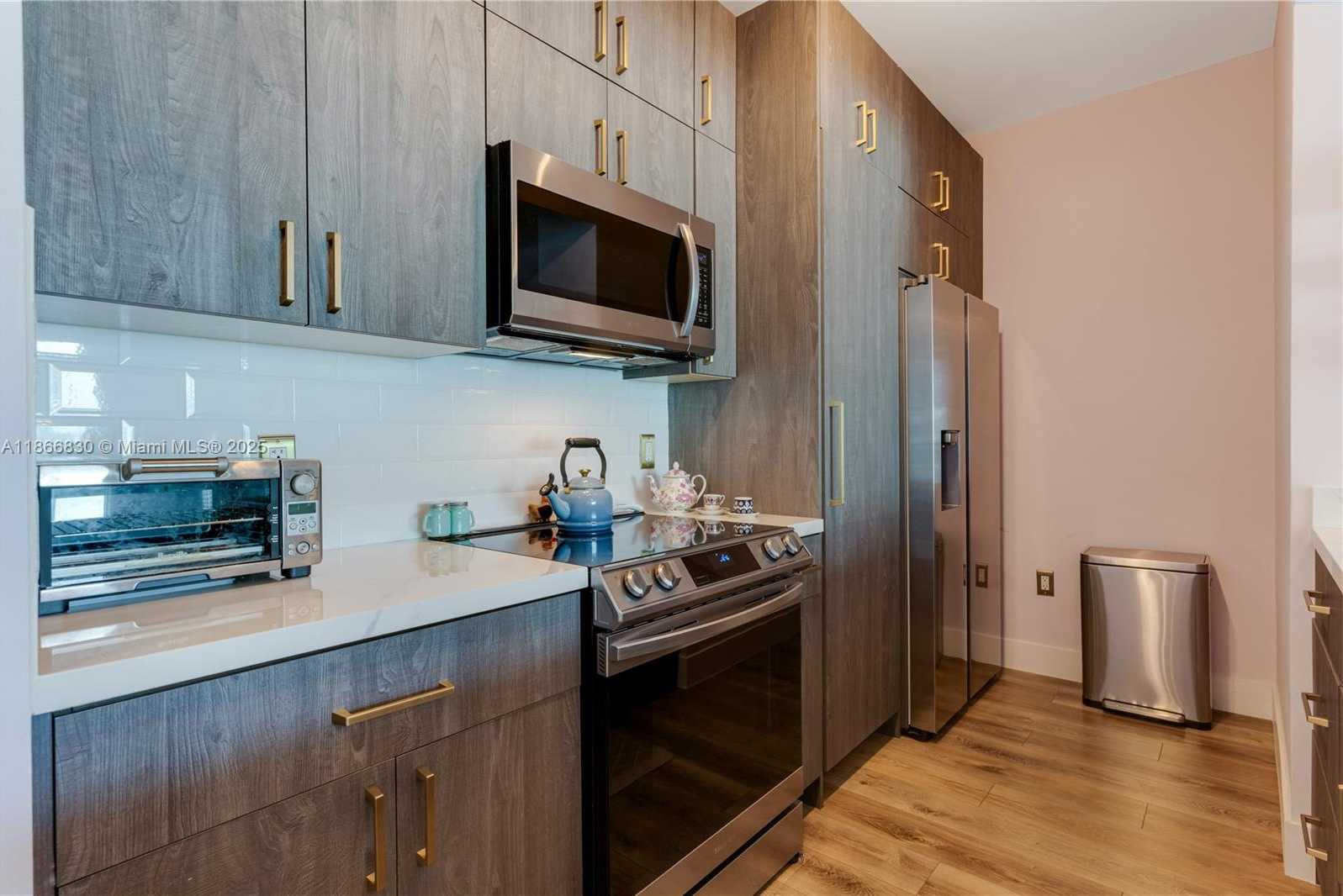 Small Image of 951 BRICKELL AVE #3601, Miami Number 14