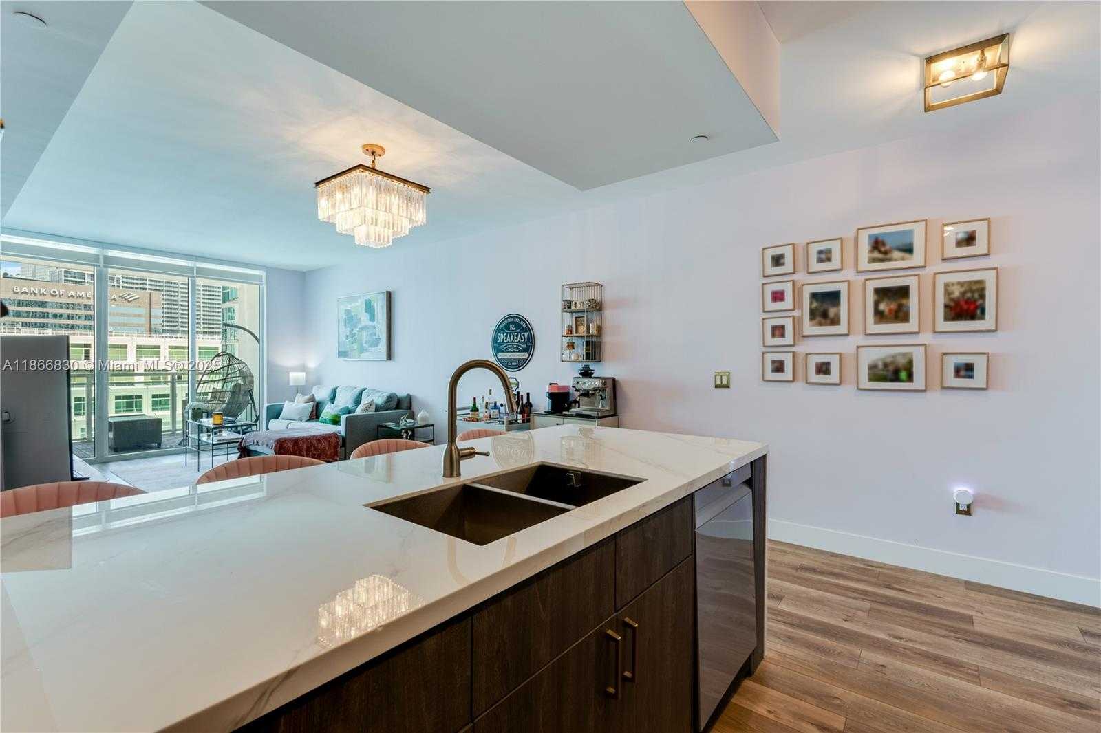 Small Image of 951 BRICKELL AVE #3601, Miami Number 15