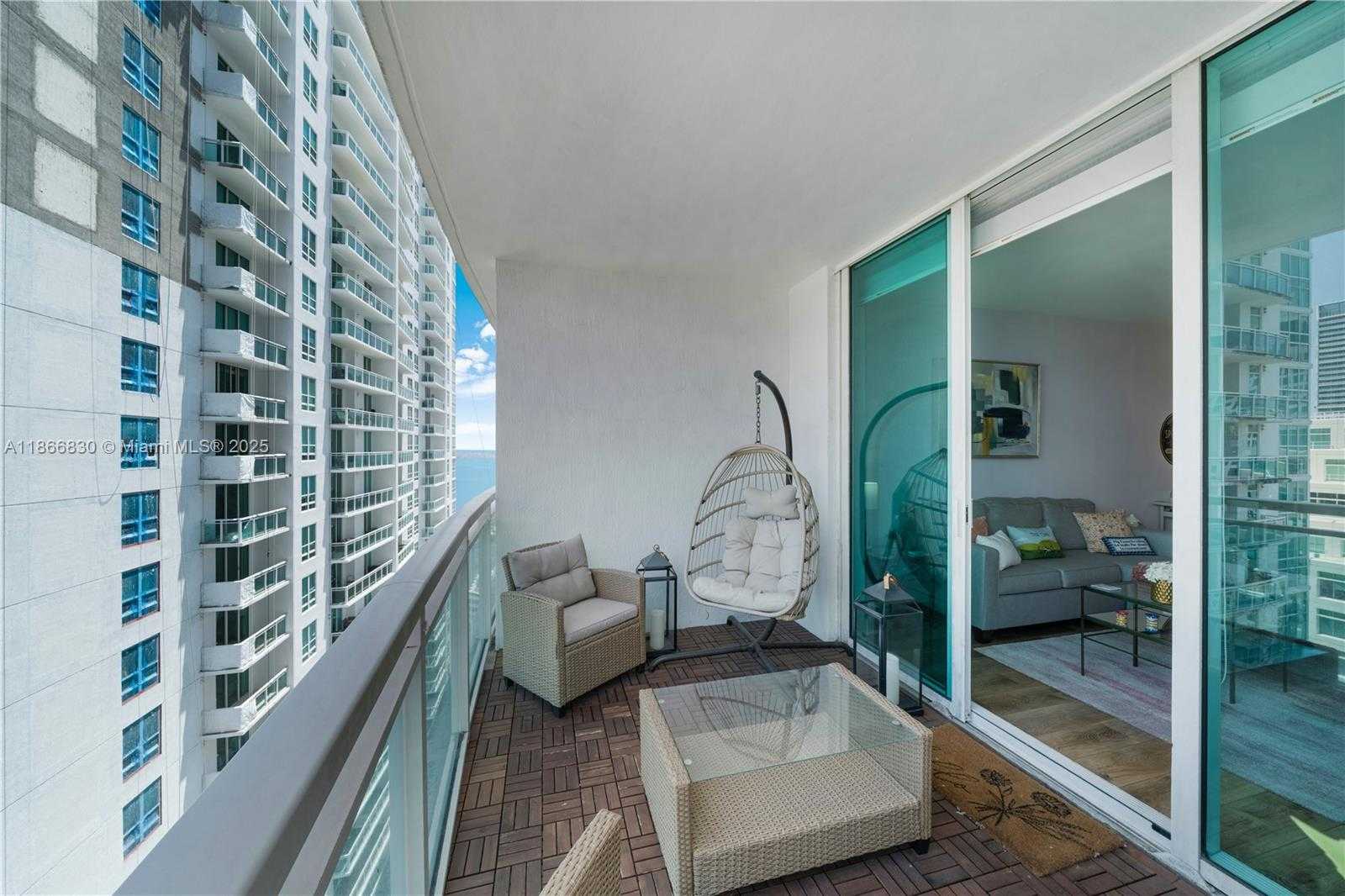 Small Image of 951 BRICKELL AVE #3601, Miami Number 25