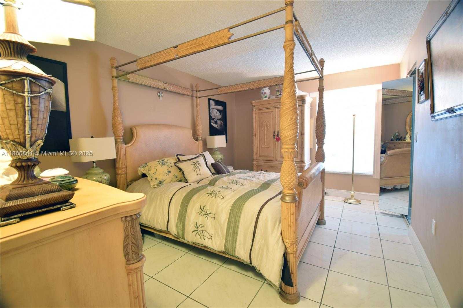 Small Image of 9301 SOUTH WEST 4TH ST #114E, Miami Number 11