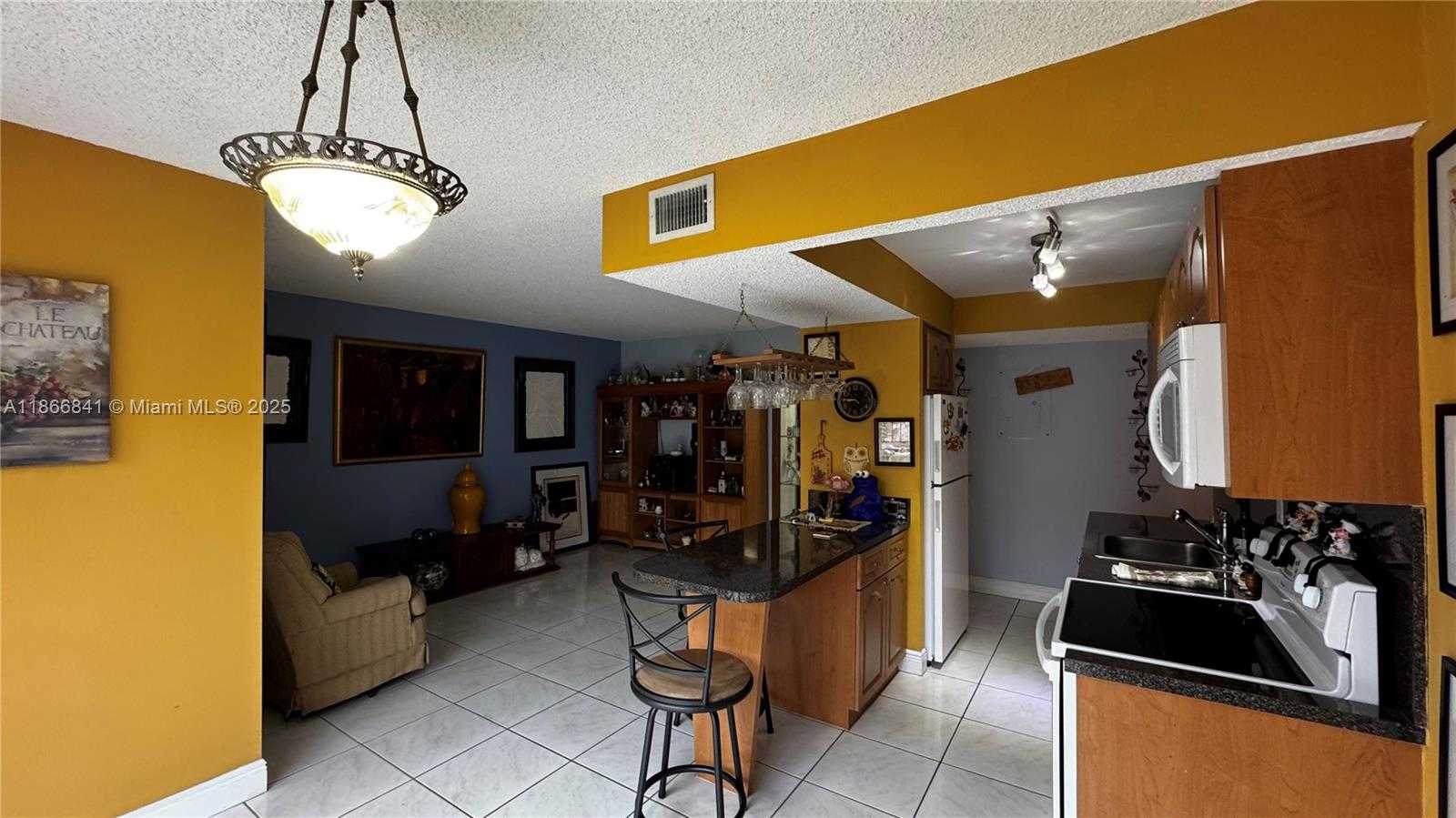 Small Image of 9301 SOUTH WEST 4TH ST #114E, Miami Number 22