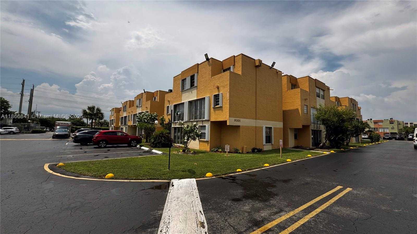 Small Image of 9301 SOUTH WEST 4TH ST #114E, Miami Number 36