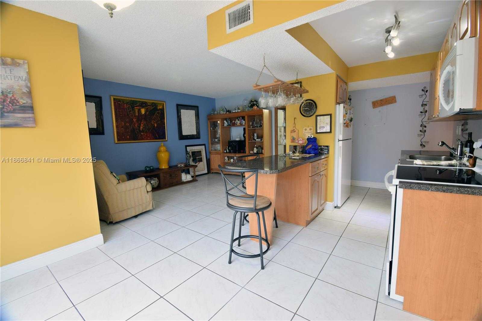 Small Image of 9301 SOUTH WEST 4TH ST #114E, Miami Number 4