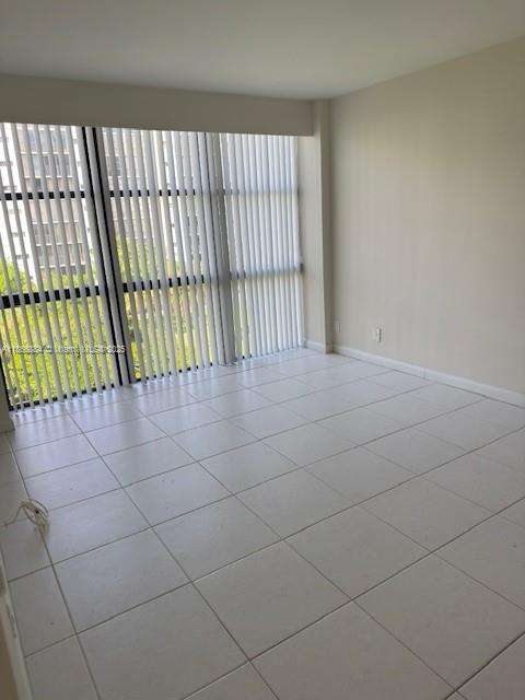 Small Image of 16919 NORTH BAY RD #507, Sunny Isles Beach Number 10