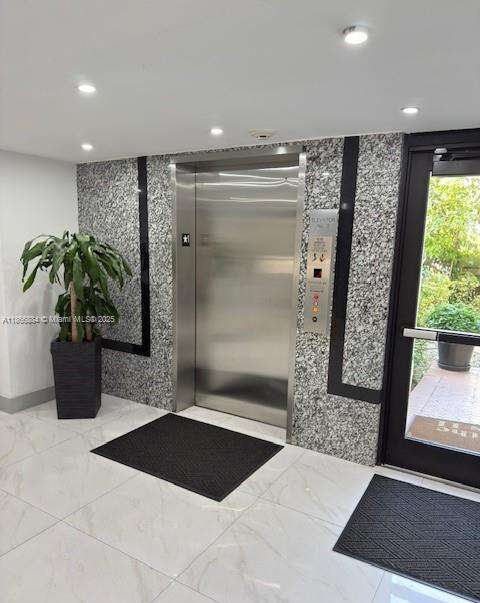 Small Image of 16919 NORTH BAY RD #507, Sunny Isles Beach Number 4