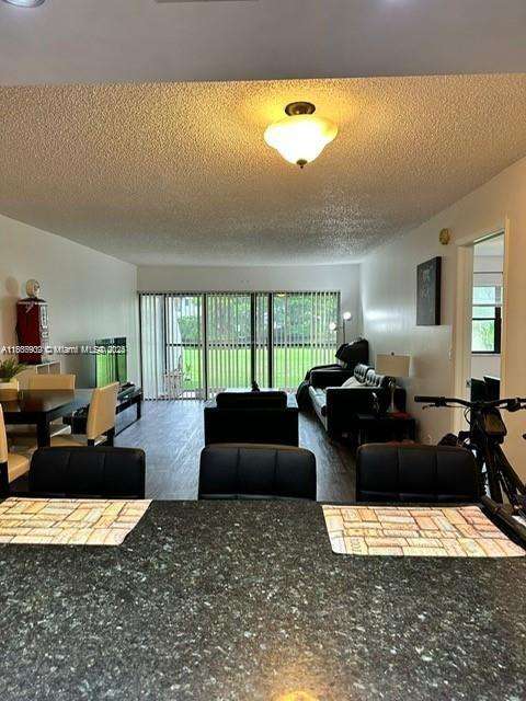 Small Image of 230 LAKEVIEW DR #109, Weston Number 6