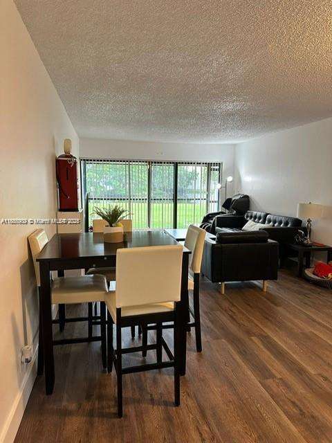 Small Image of 230 LAKEVIEW DR #109, Weston Number 7