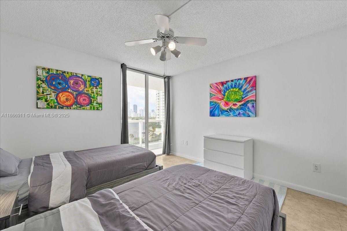 Small Image of 20515 EAST COUNTRY CLUB DR #746, Aventura Number 16