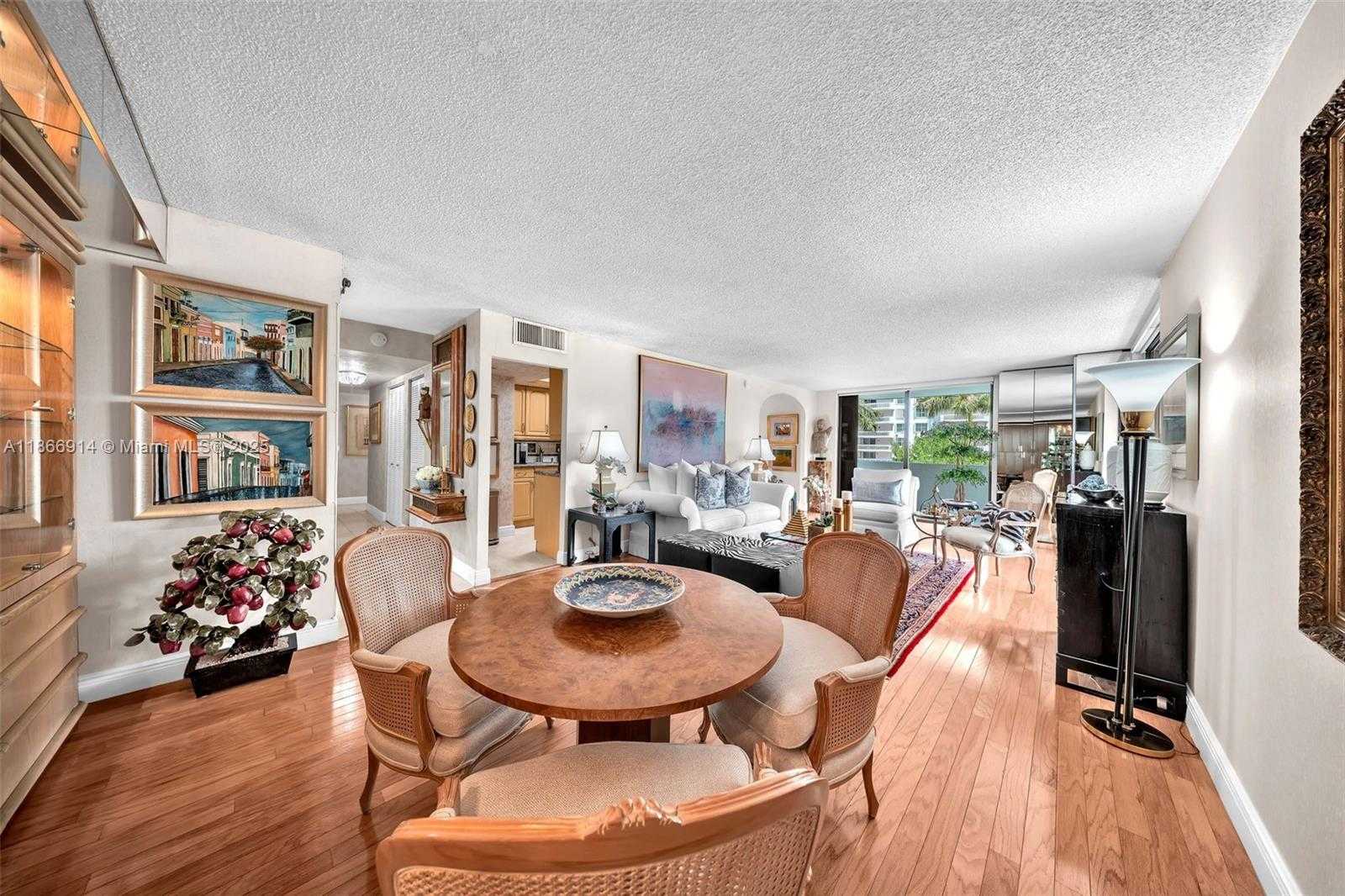 Small Image of 600 BILTMORE WAY #201, Coral Gables Number 5