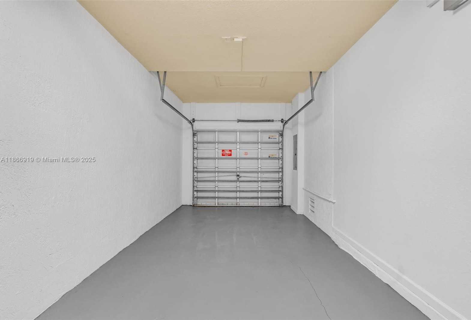 Small Image of 3226 NORTH WEST 31ST TER, Oakland Park Number 27