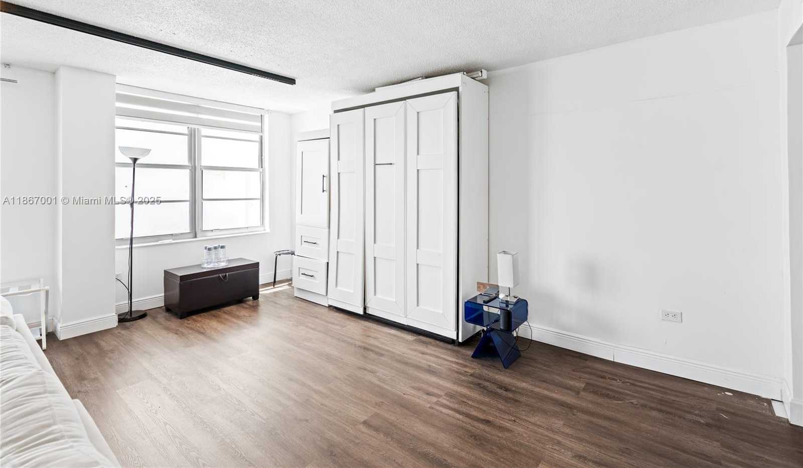 Small Image of 5555 COLLINS AVE #9P, Miami Beach Number 26