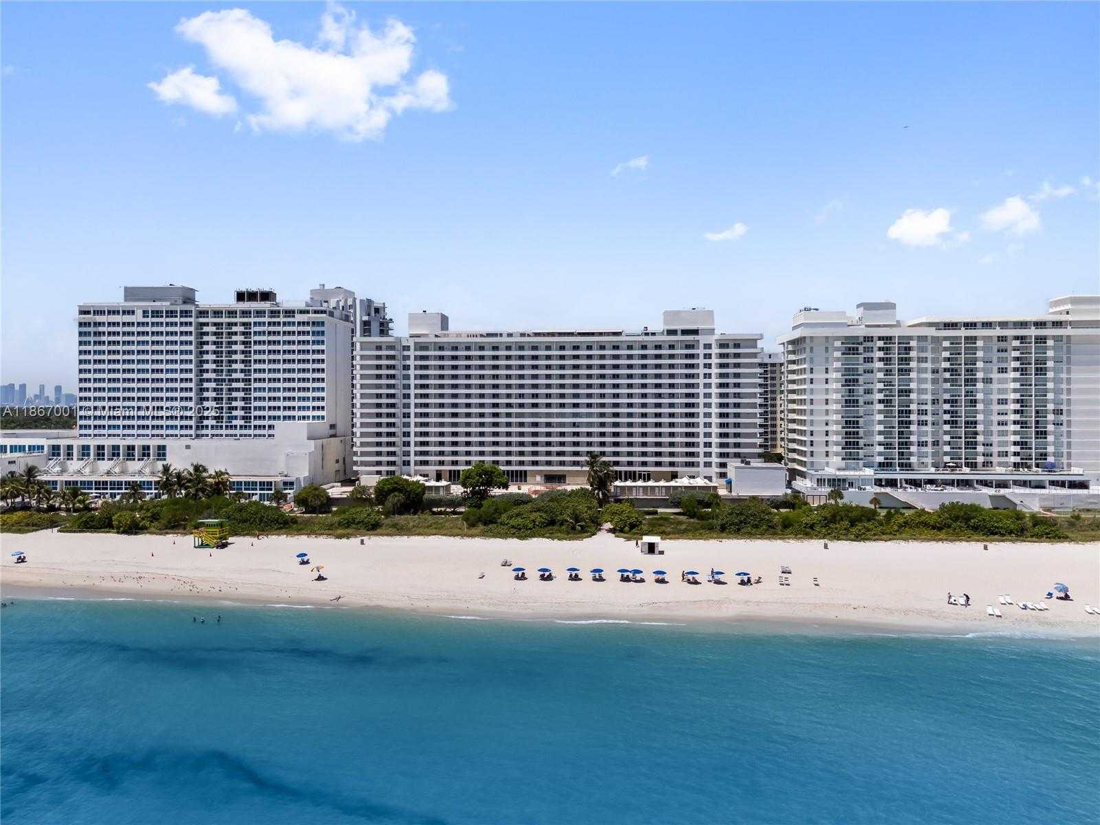 Small Image of 5555 COLLINS AVE #9P, Miami Beach Number 4