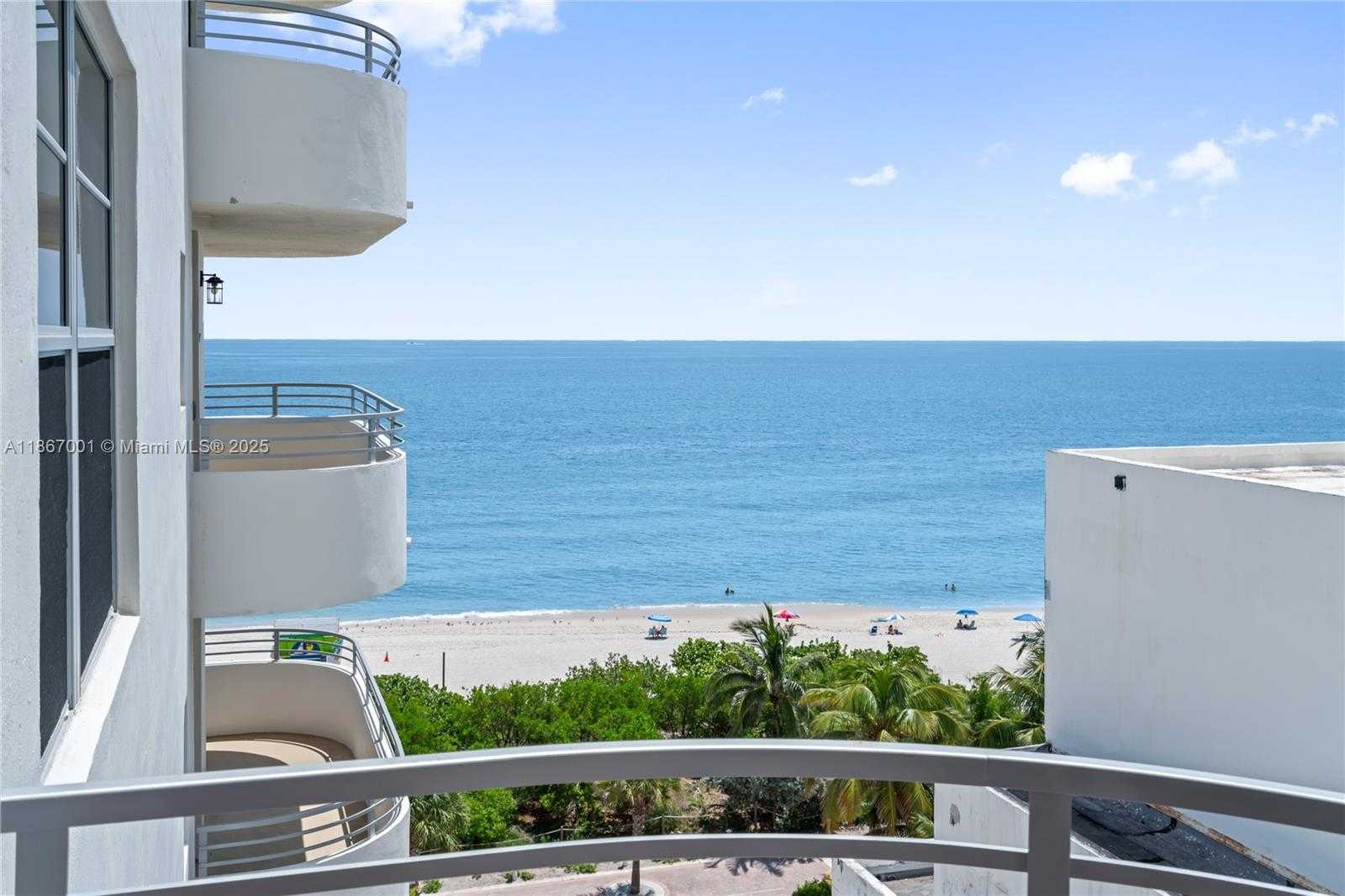 Small Image of 5555 COLLINS AVE #9P, Miami Beach Number 43