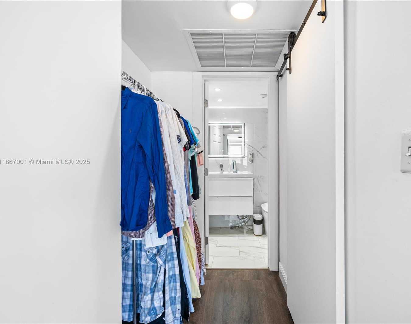 Small Image of 5555 COLLINS AVE #9P, Miami Beach Number 44