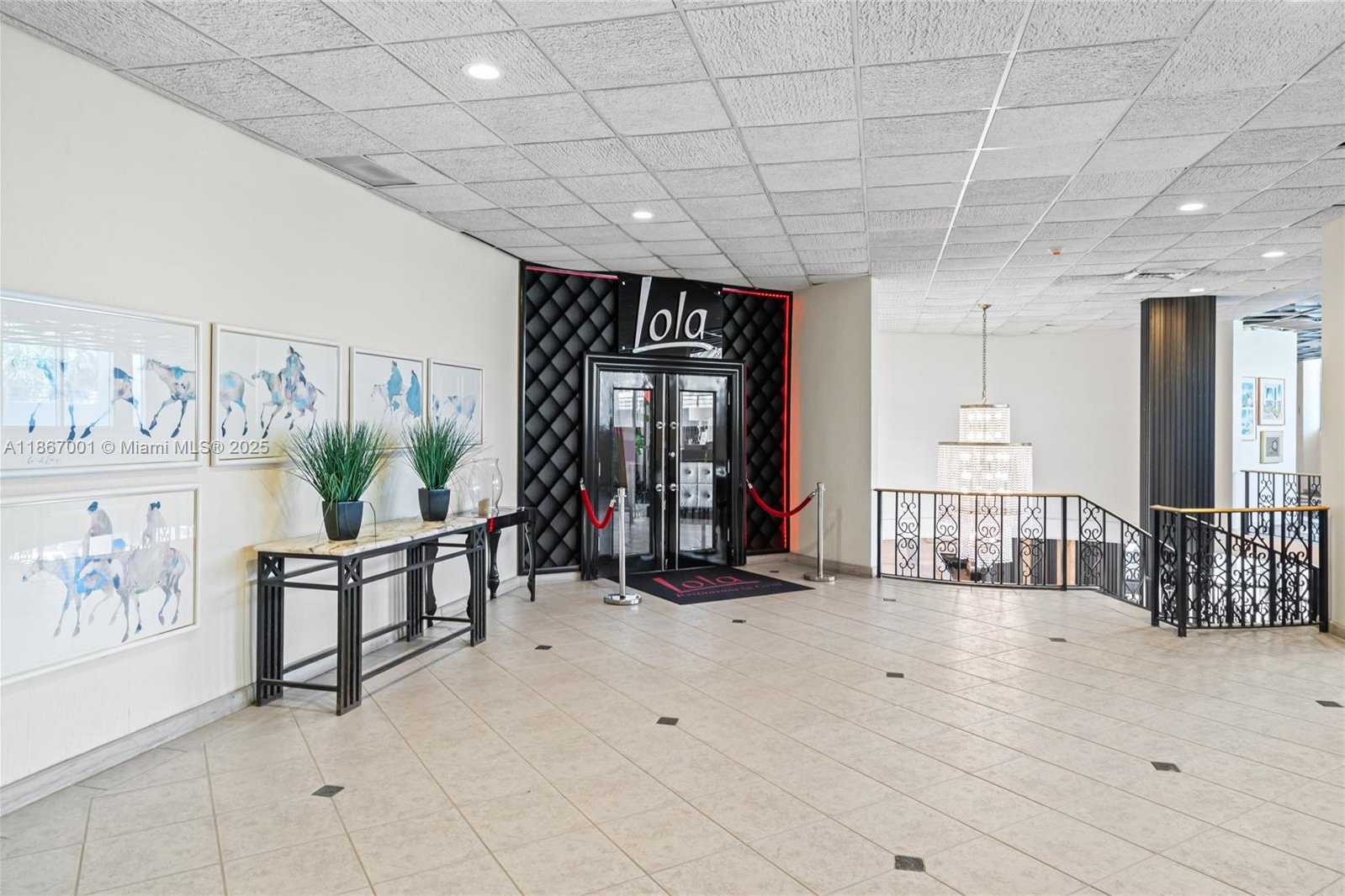 Small Image of 5555 COLLINS AVE #9P, Miami Beach Number 51