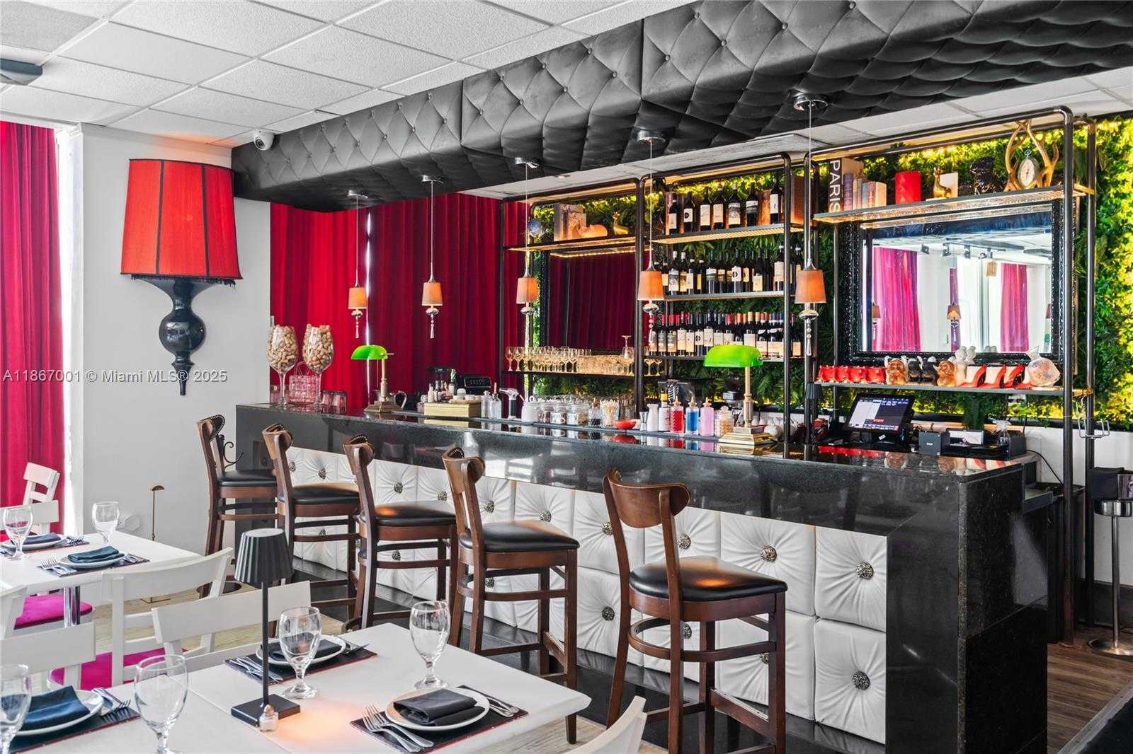 Small Image of 5555 COLLINS AVE #9P, Miami Beach Number 53