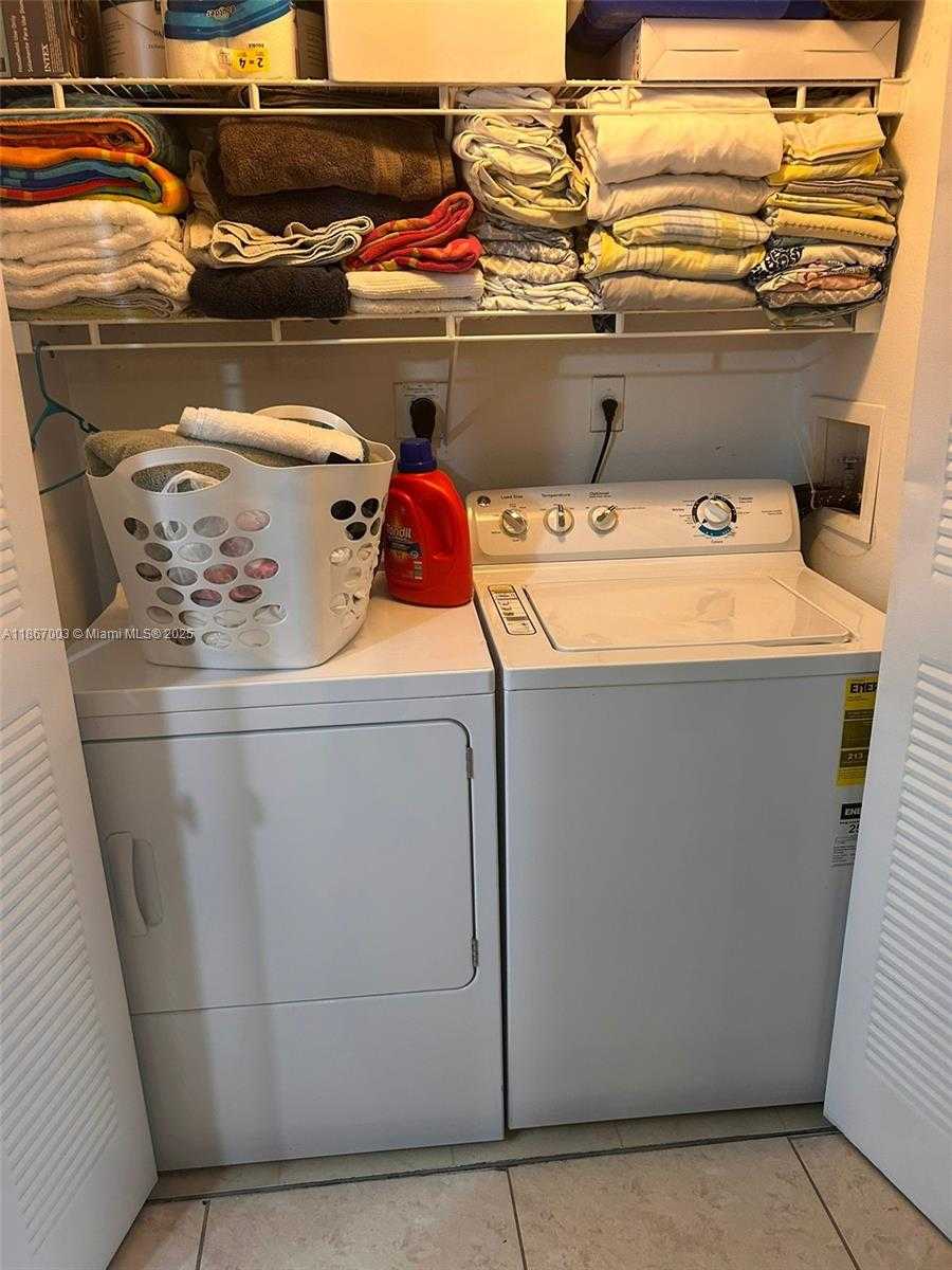 Small Image of 4370 NORTH WEST 107TH AVE #205, Doral Number 17