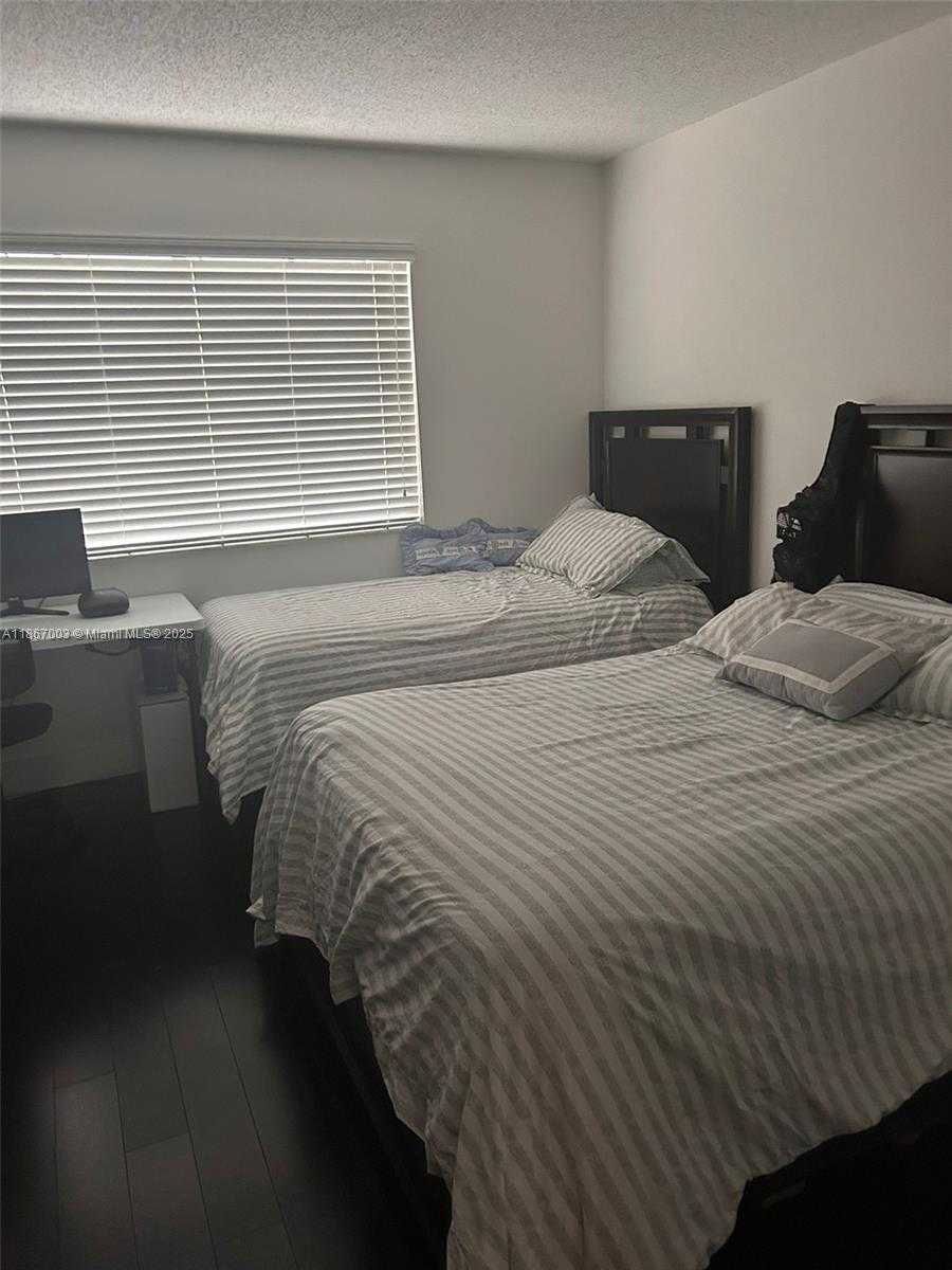 Small Image of 4370 NORTH WEST 107TH AVE #205, Doral Number 21