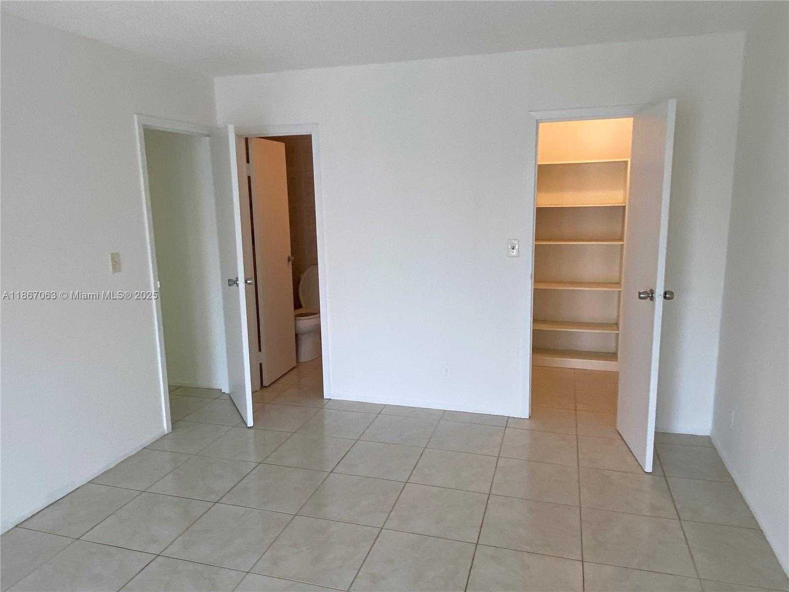 Small Image of 851 THREE ISLANDS BLVD #512, Hallandale Beach Number 17