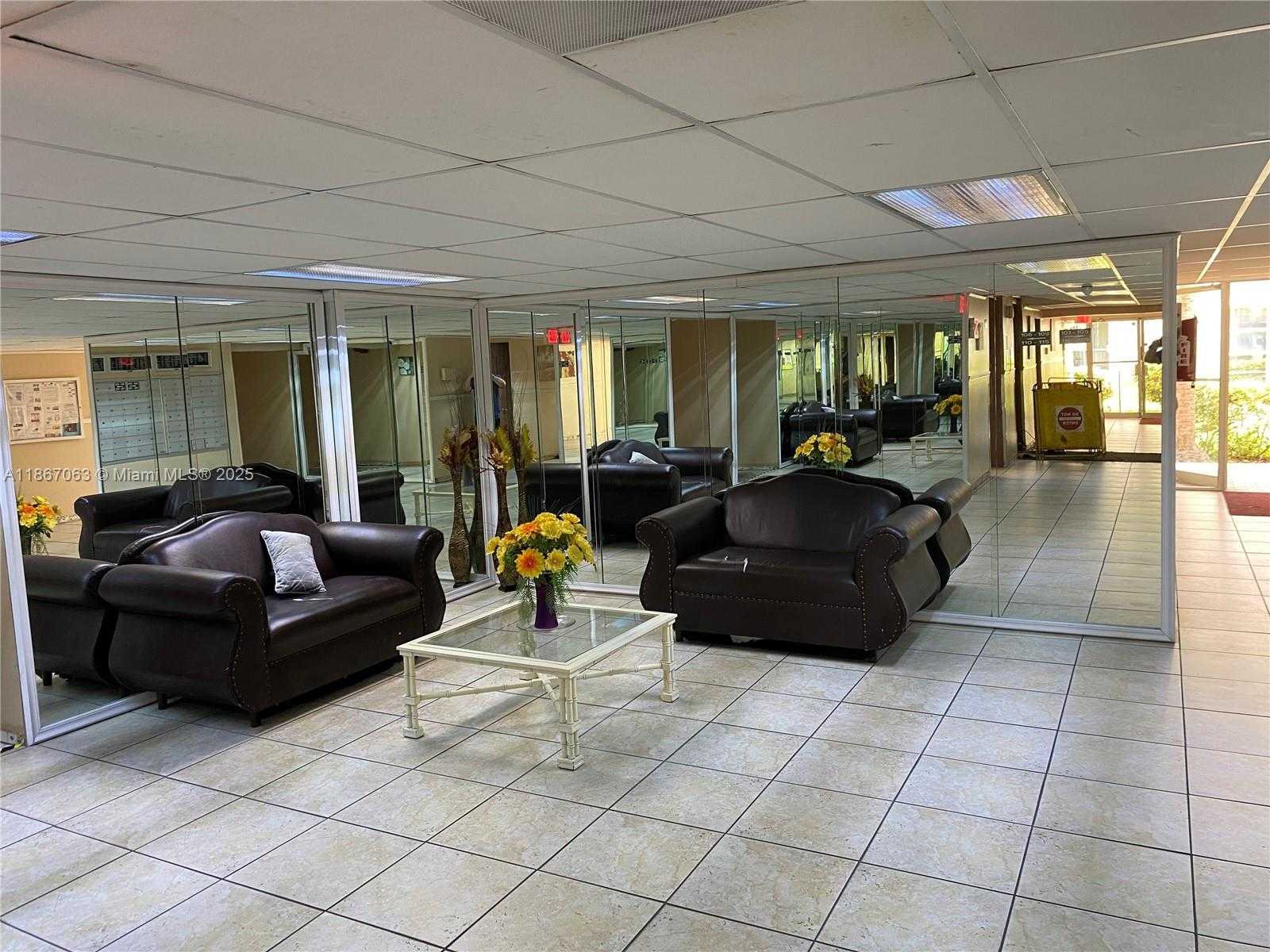 Small Image of 851 THREE ISLANDS BLVD #512, Hallandale Beach Number 4