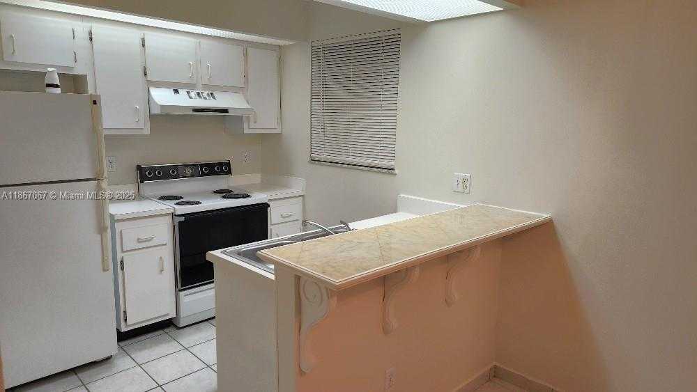 Small Image of 2514 SOUTH EAST 20TH PL #201-B, Homestead Number 15