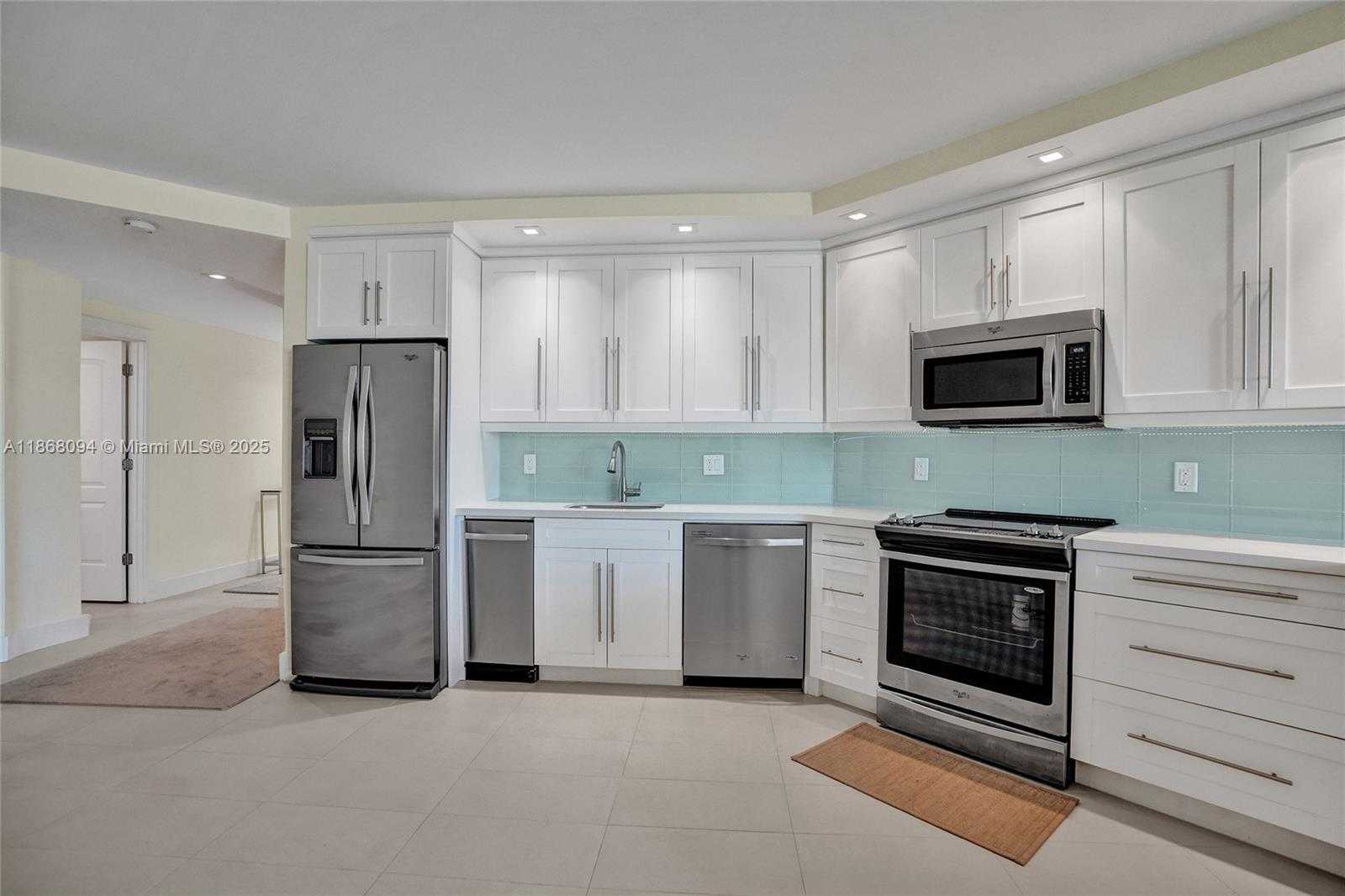 Small Image of 1936 SOUTH OCEAN DR #21D, Hallandale Beach Number 21