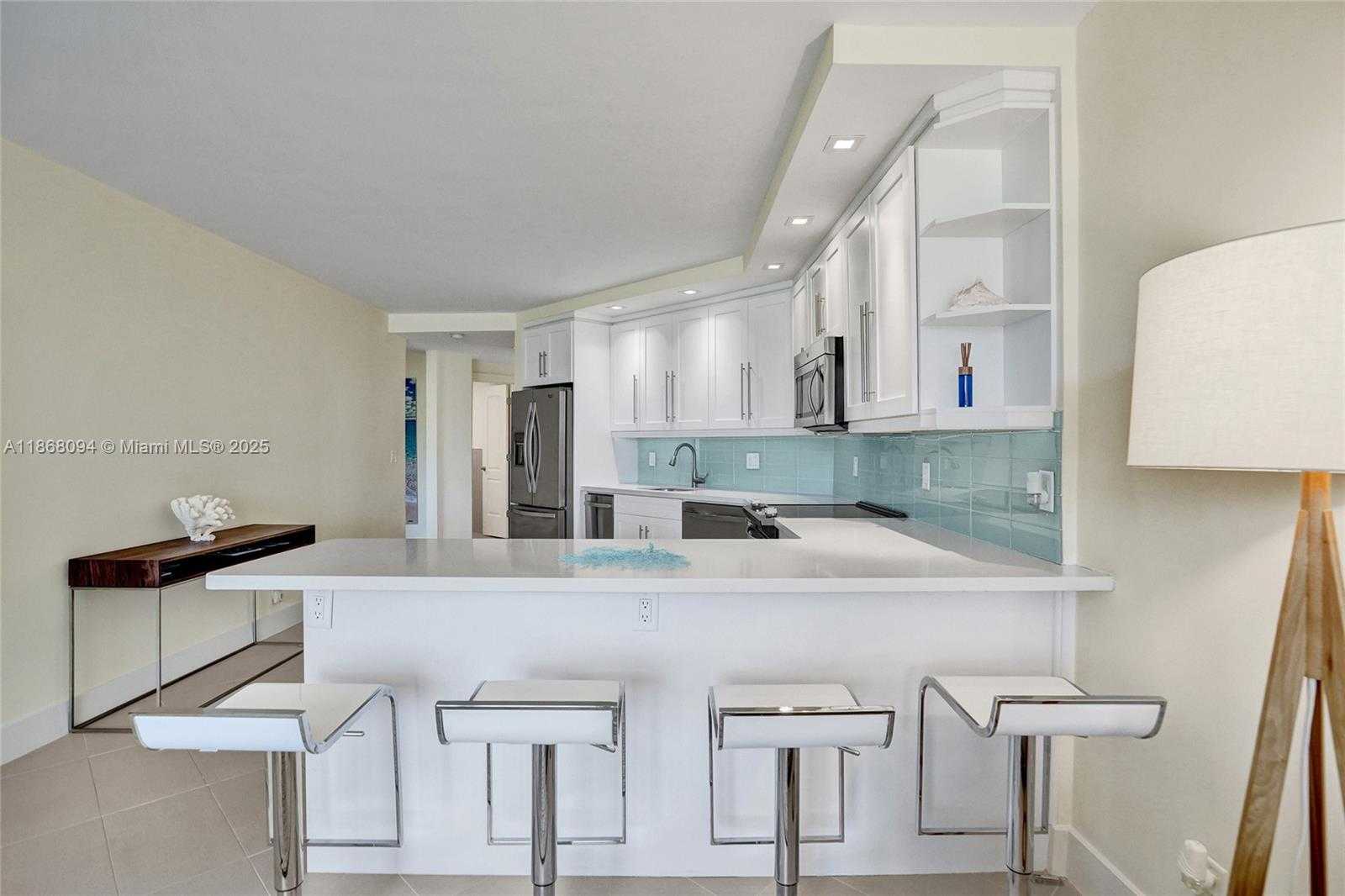 Small Image of 1936 SOUTH OCEAN DR #21D, Hallandale Beach Number 26