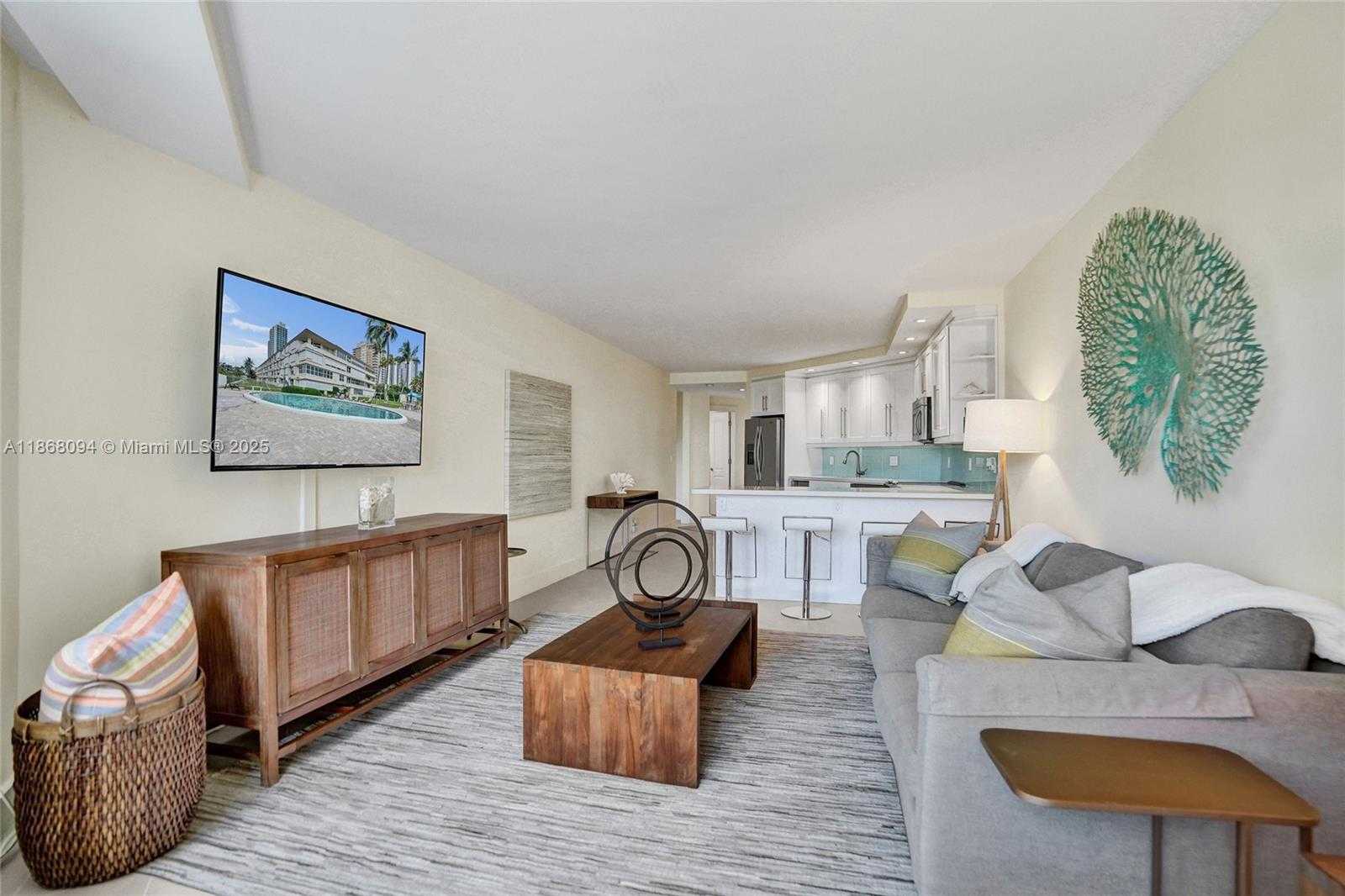 Small Image of 1936 SOUTH OCEAN DR #21D, Hallandale Beach Number 32