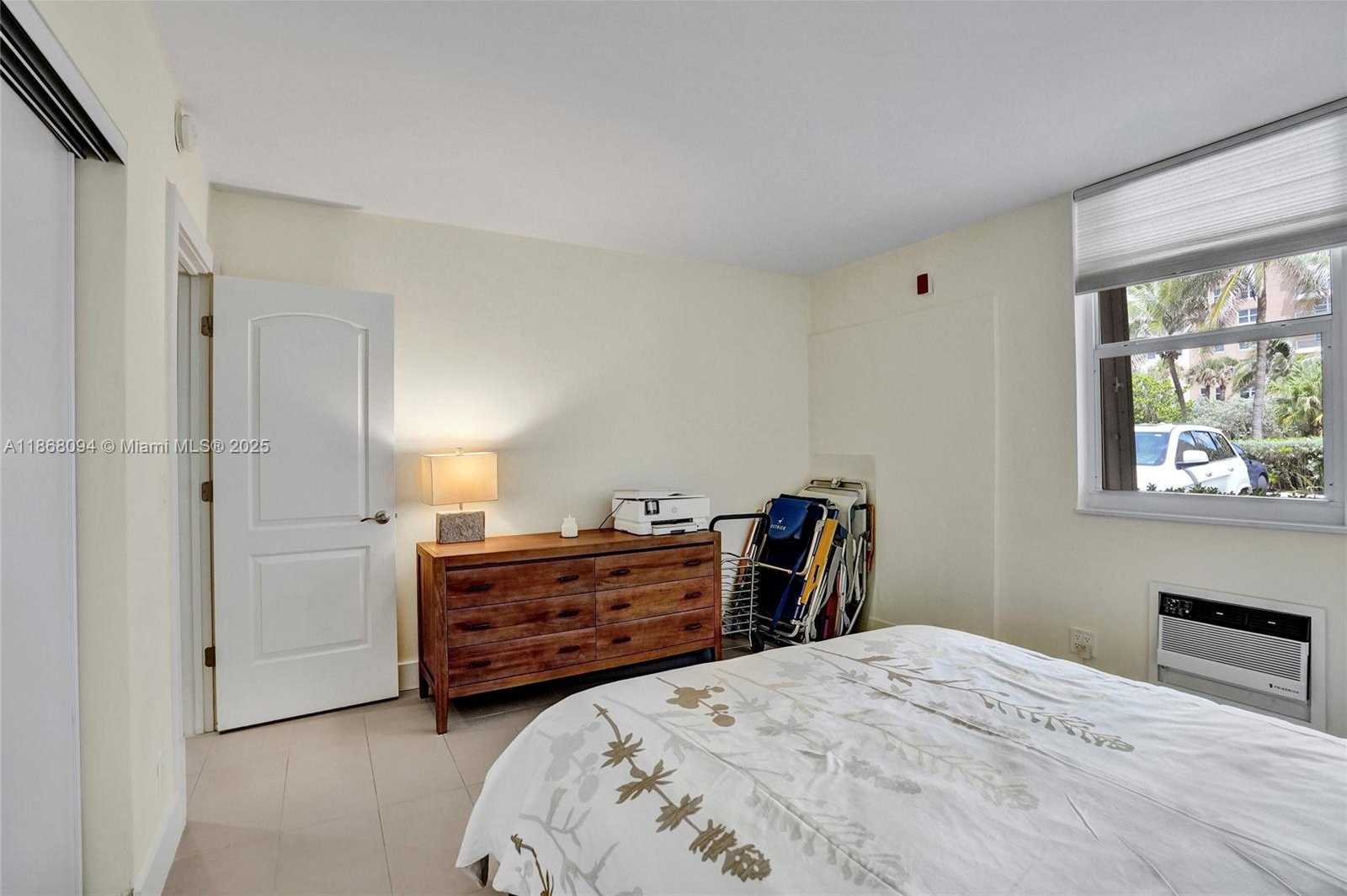 Small Image of 1936 SOUTH OCEAN DR #21D, Hallandale Beach Number 41