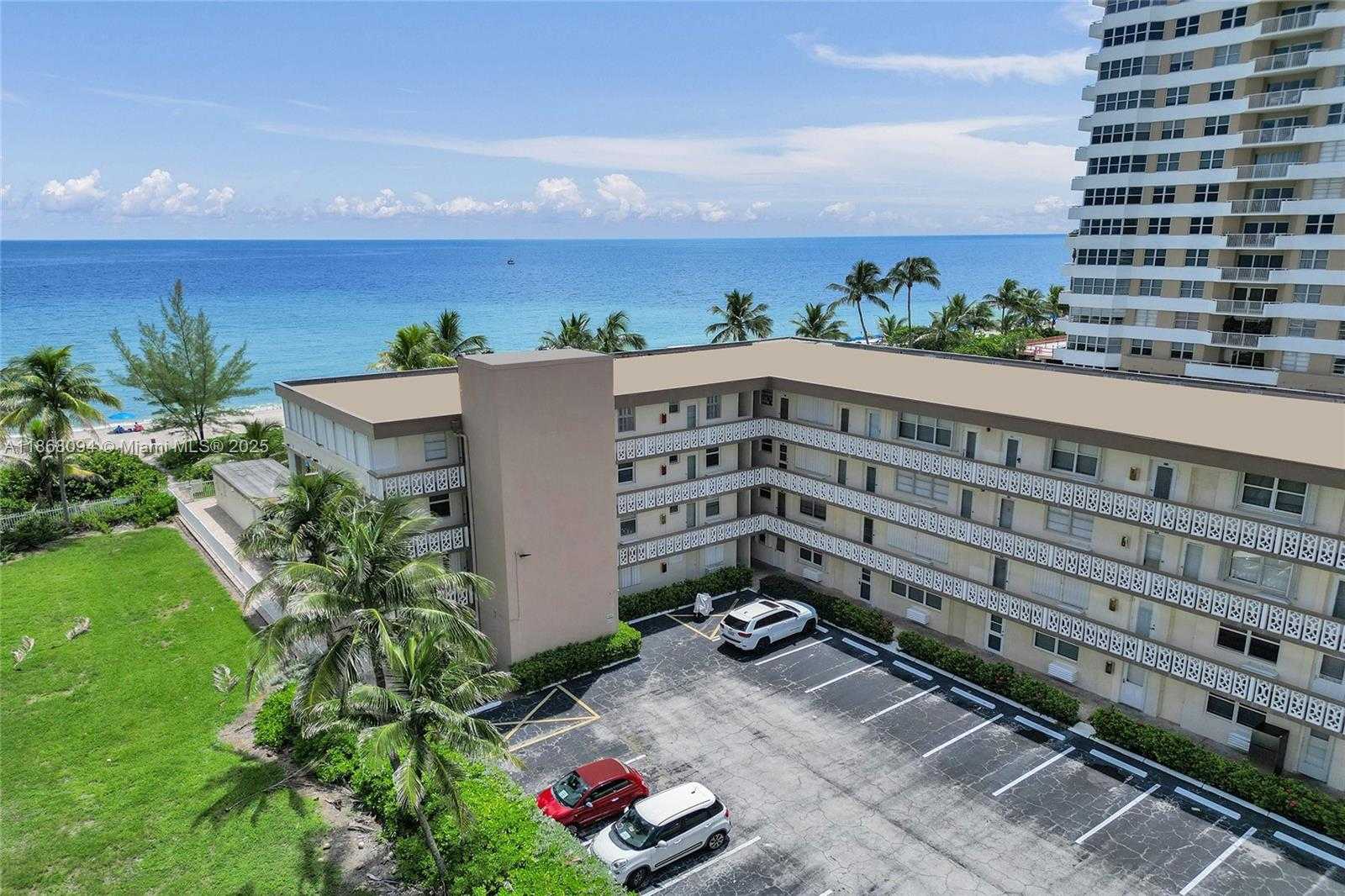 Small Image of 1936 SOUTH OCEAN DR #21D, Hallandale Beach Number 57
