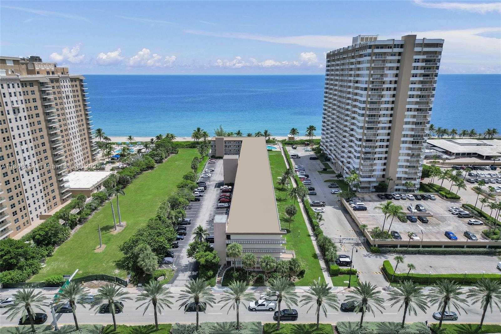 Small Image of 1936 SOUTH OCEAN DR #21D, Hallandale Beach Number 59