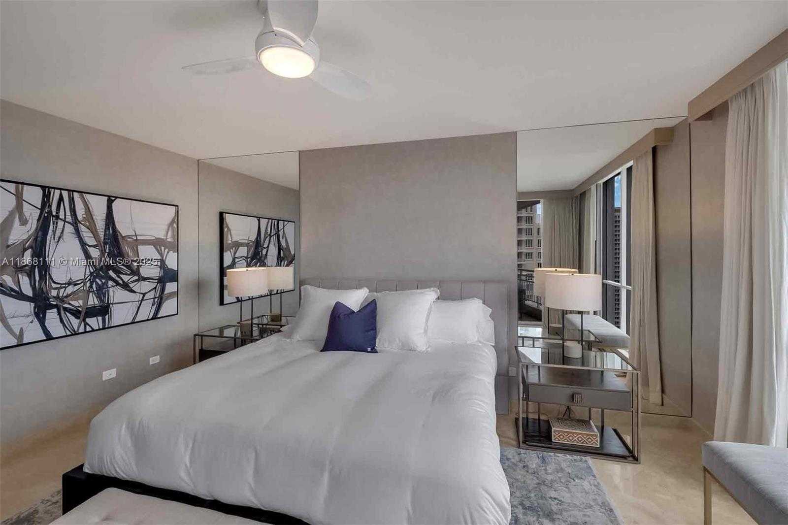 Small Image of 848 BRICKELL KEY DR #2605, Miami Number 15