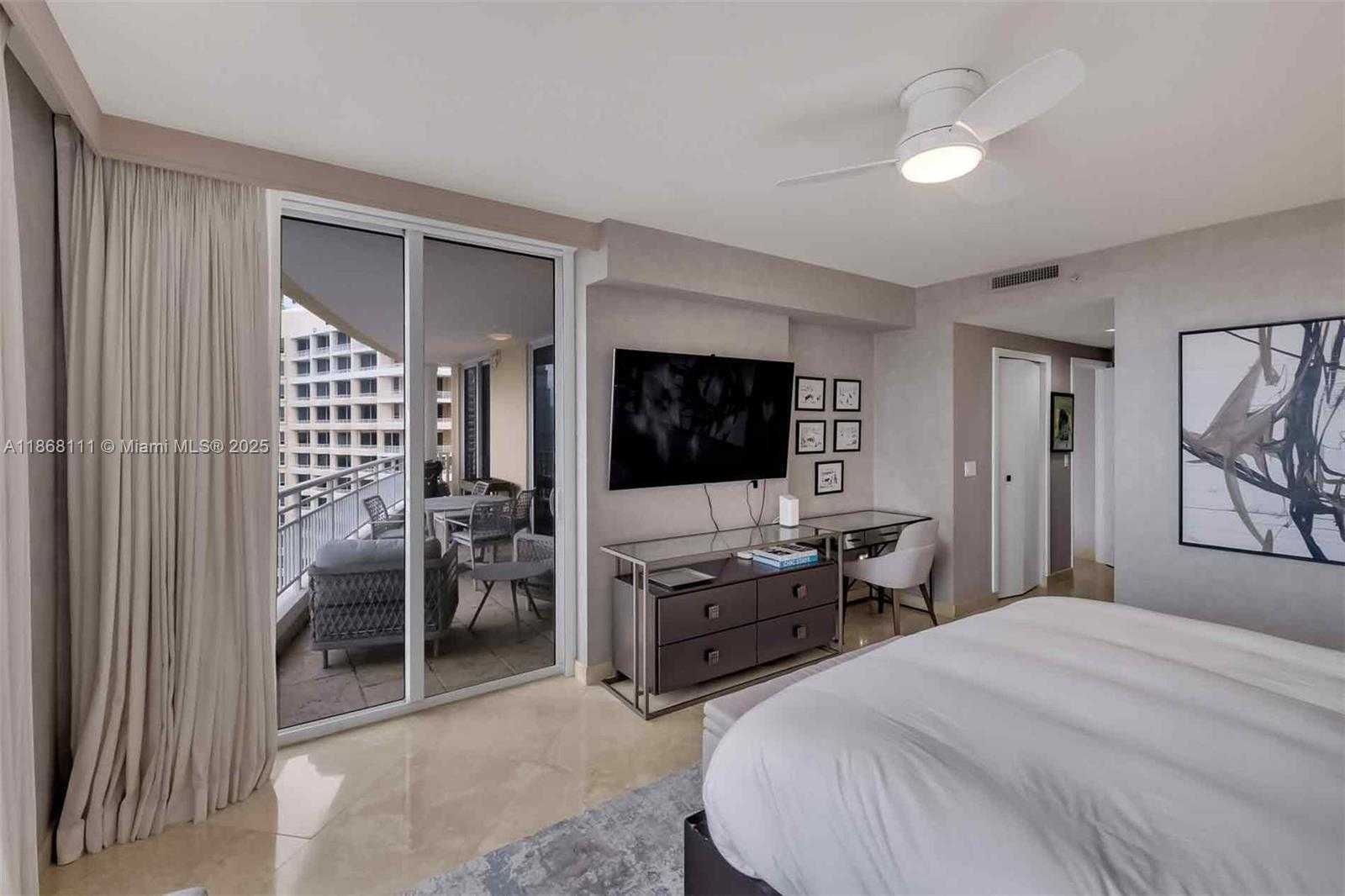 Small Image of 848 BRICKELL KEY DR #2605, Miami Number 16