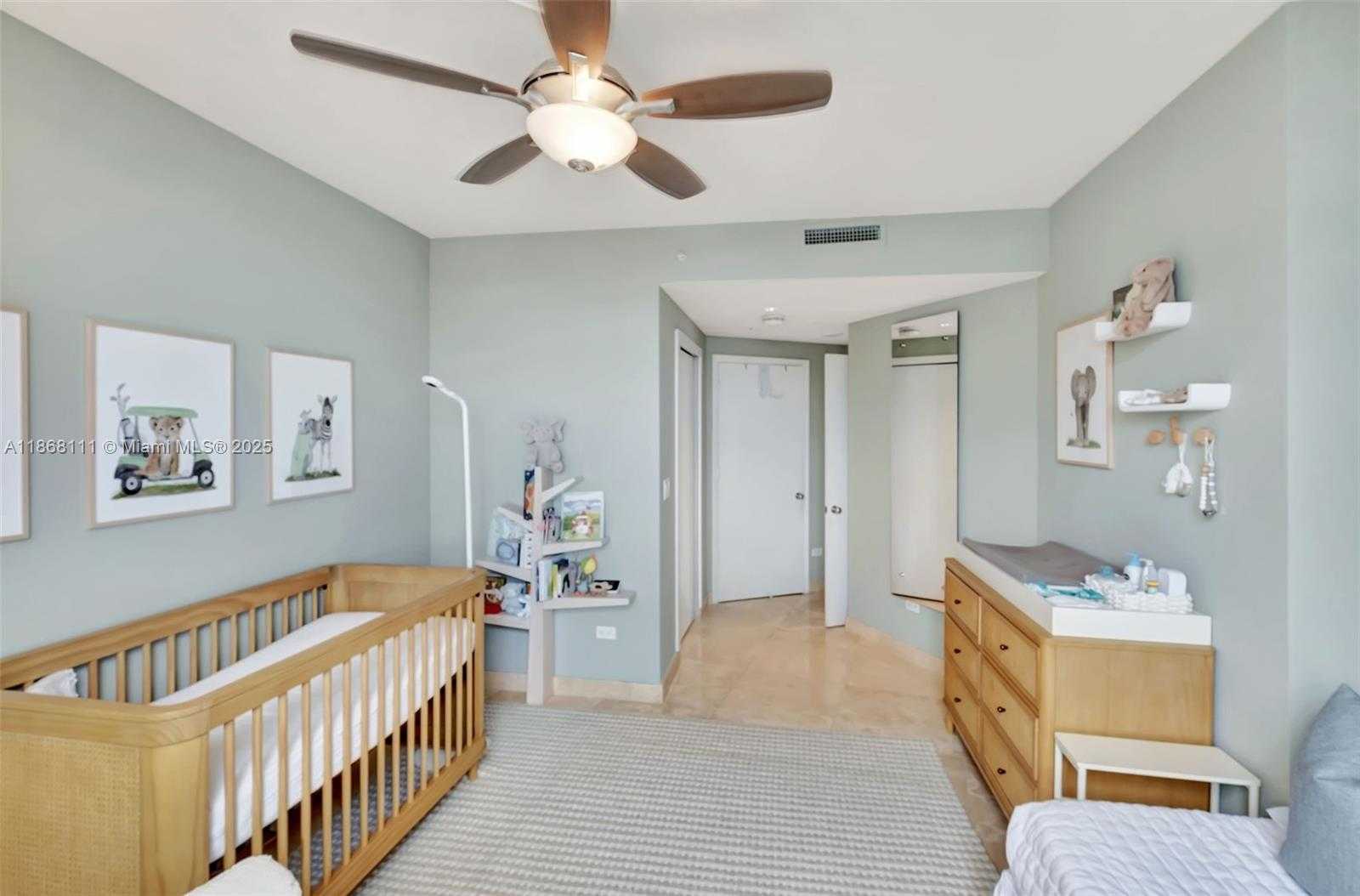 Small Image of 848 BRICKELL KEY DR #2605, Miami Number 21