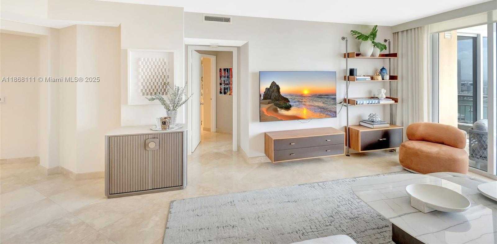 Small Image of 848 BRICKELL KEY DR #2605, Miami Number 5