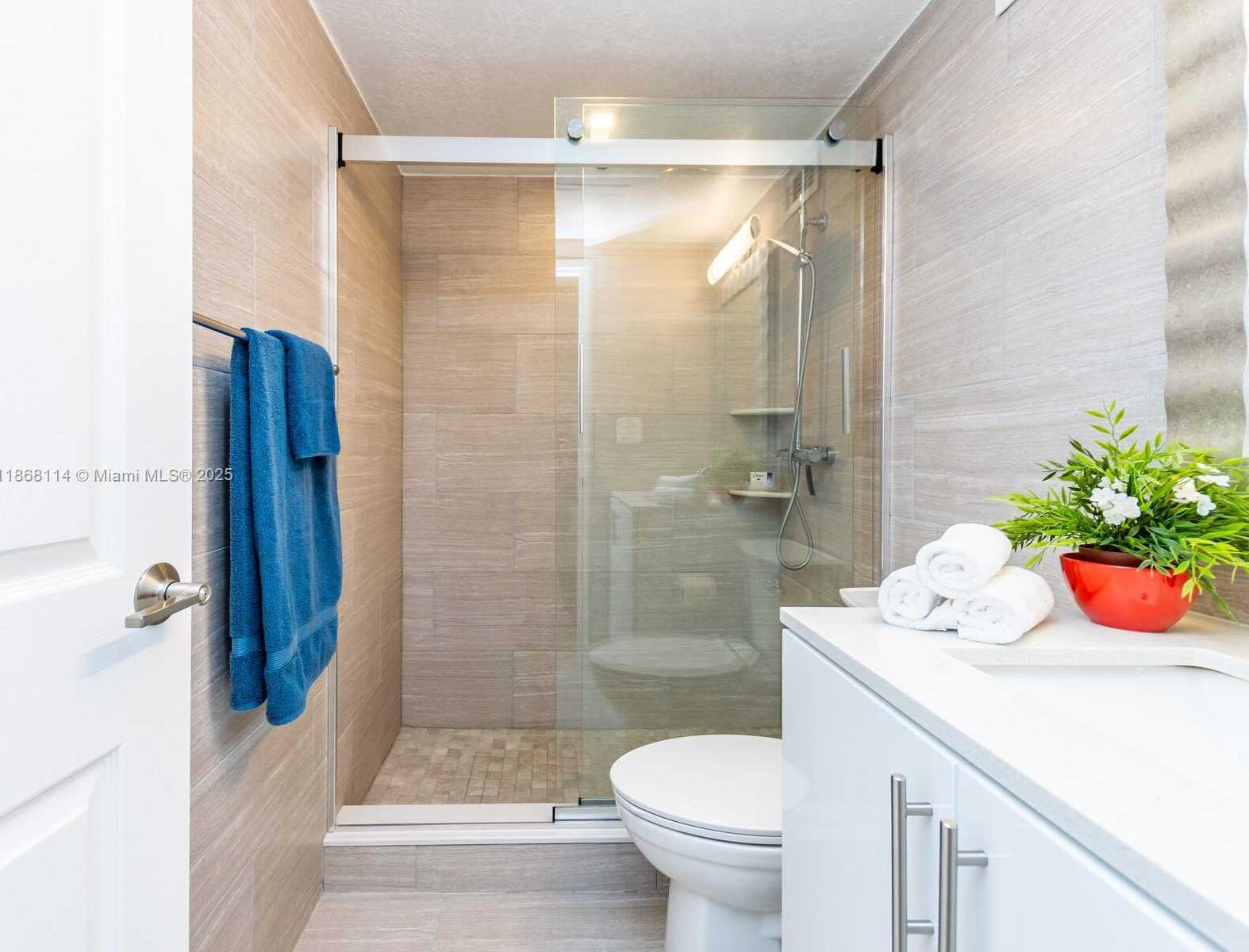 Small Image of 2501 SOUTH OCEAN DR #914, Hollywood Number 10