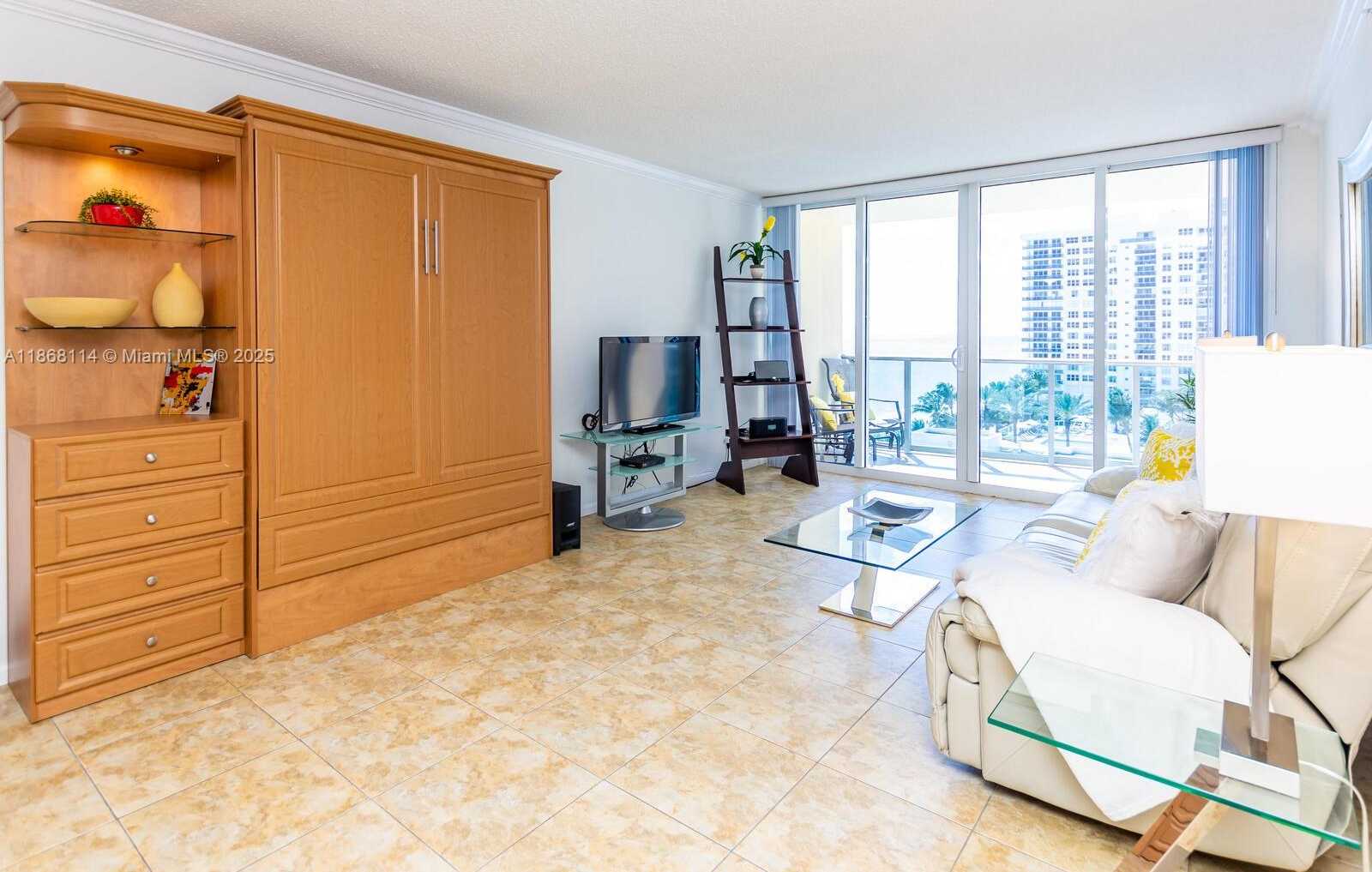 Small Image of 2501 SOUTH OCEAN DR #914, Hollywood Number 11
