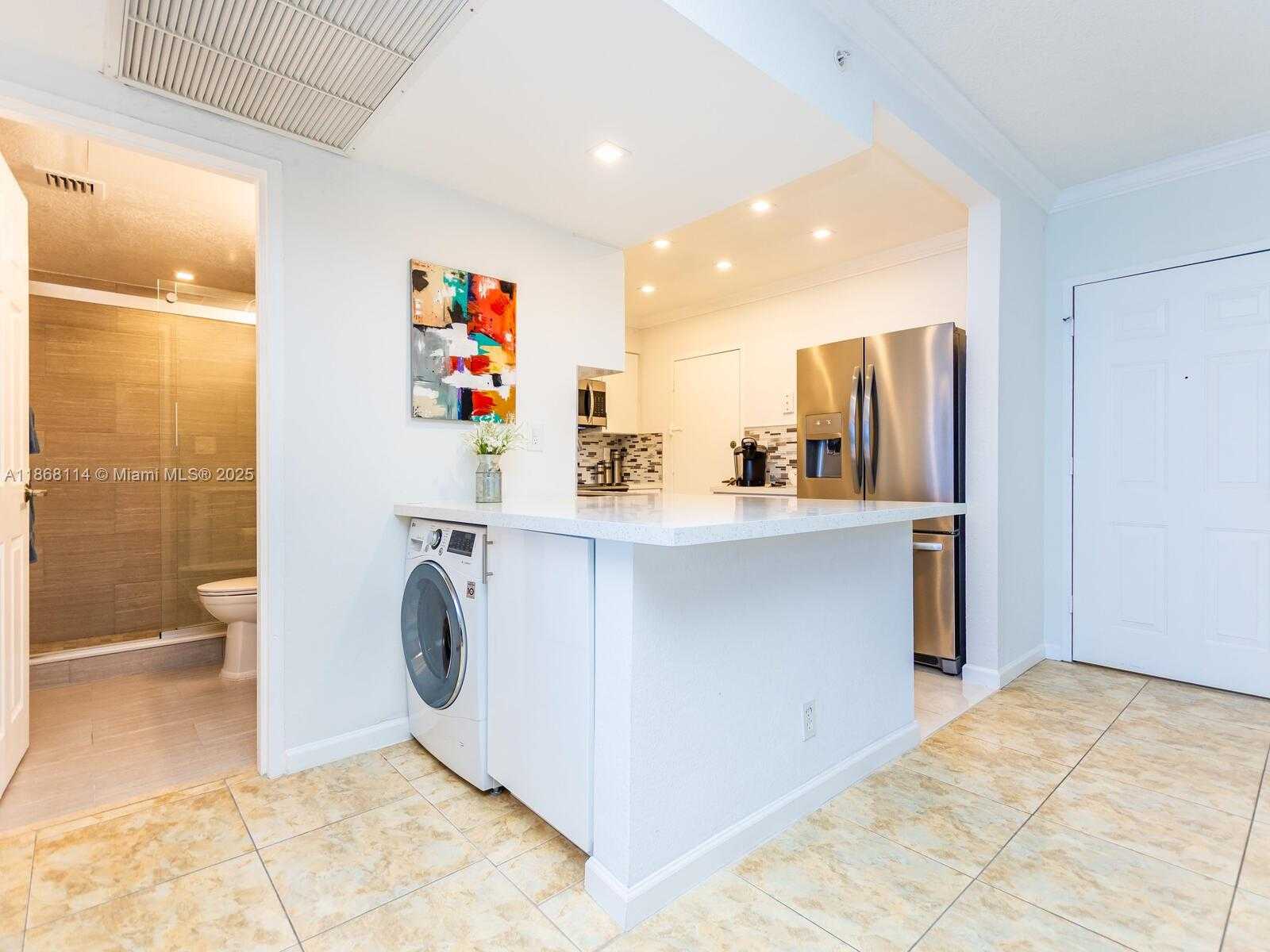 Small Image of 2501 SOUTH OCEAN DR #914, Hollywood Number 4
