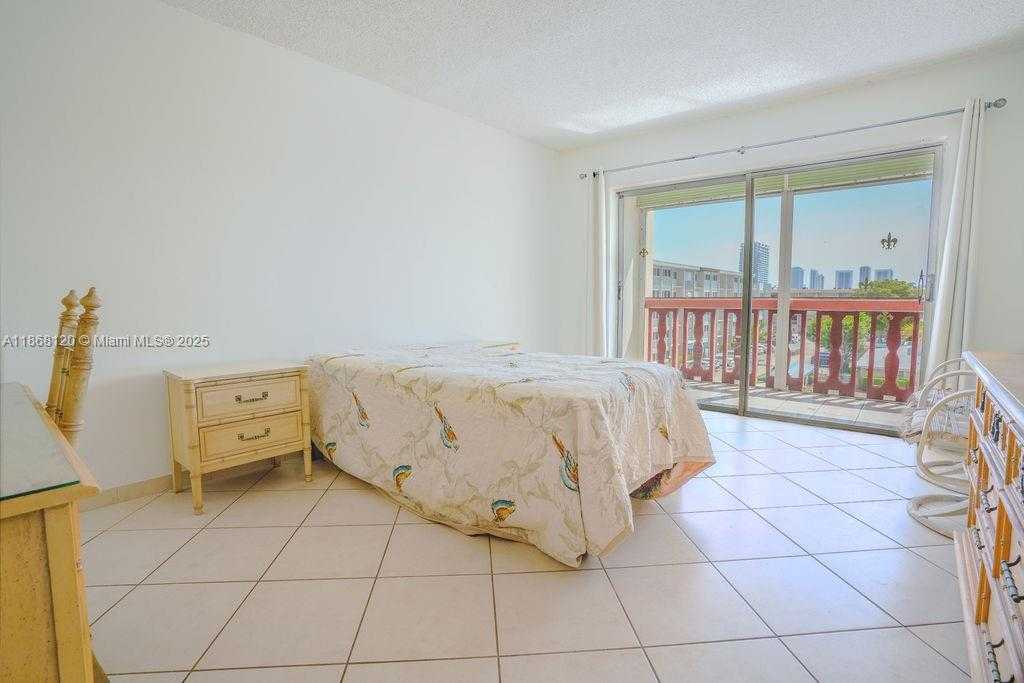 Small Image of 215 SOUTH EAST 3RD AVE #401D, Hallandale Beach Number 10