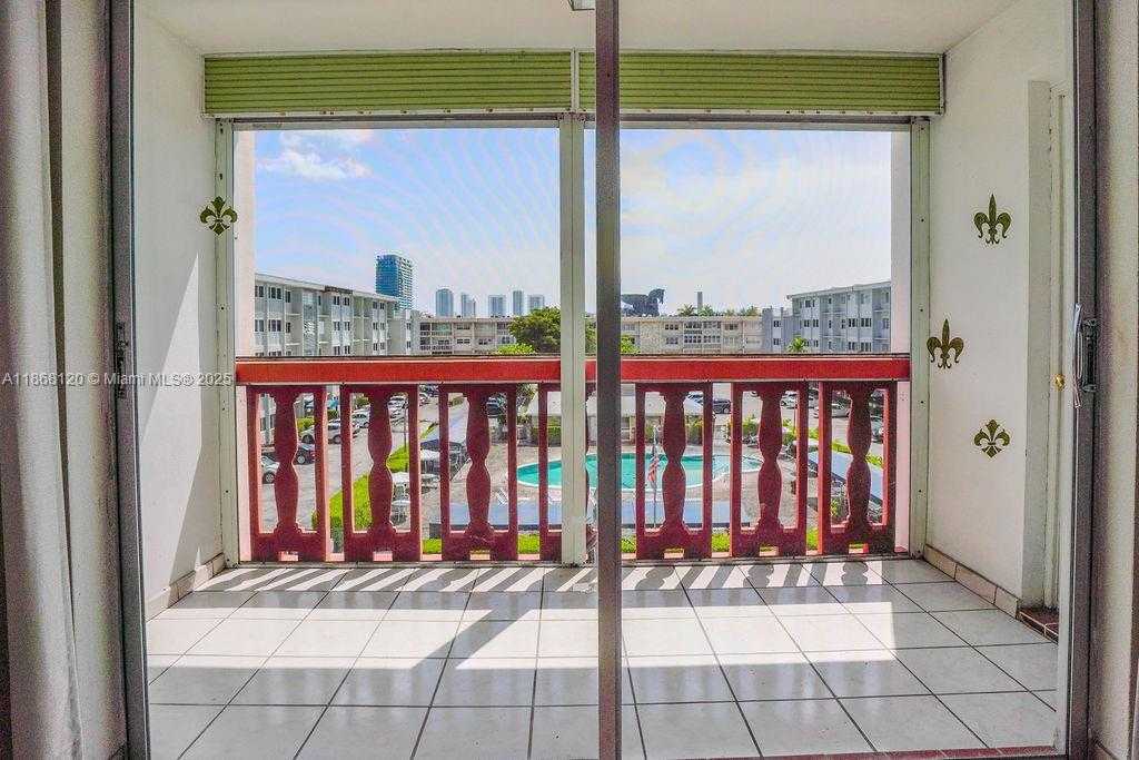 Small Image of 215 SOUTH EAST 3RD AVE #401D, Hallandale Beach Number 15