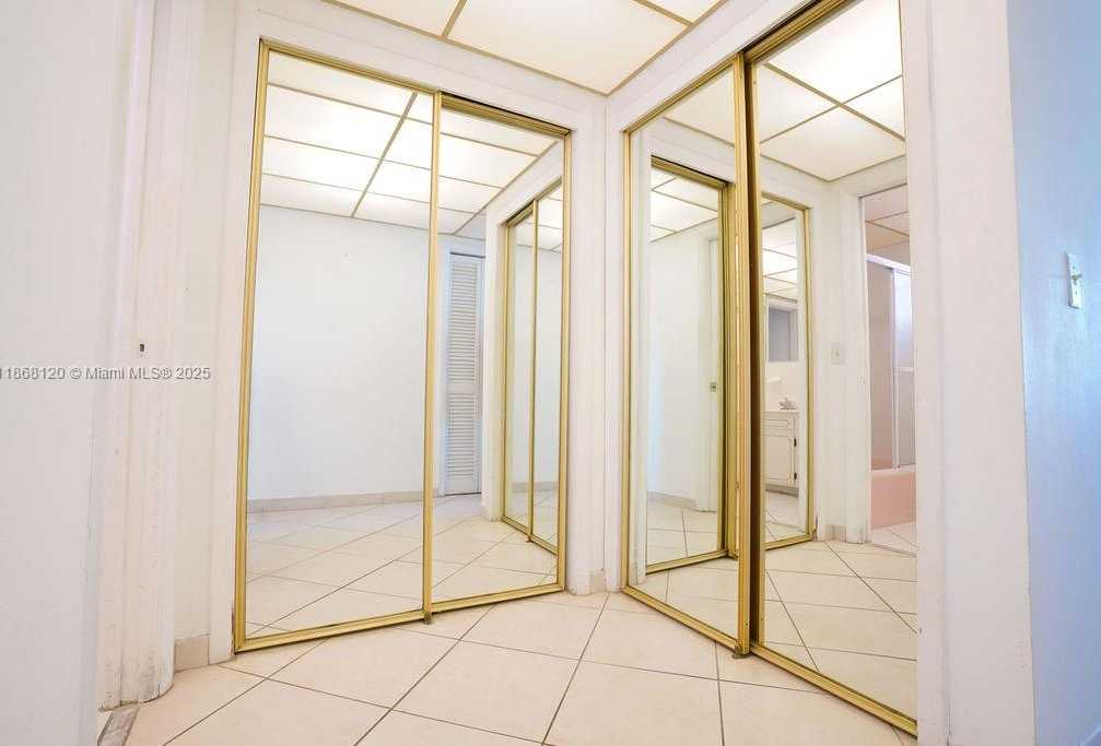 Small Image of 215 SOUTH EAST 3RD AVE #401D, Hallandale Beach Number 8