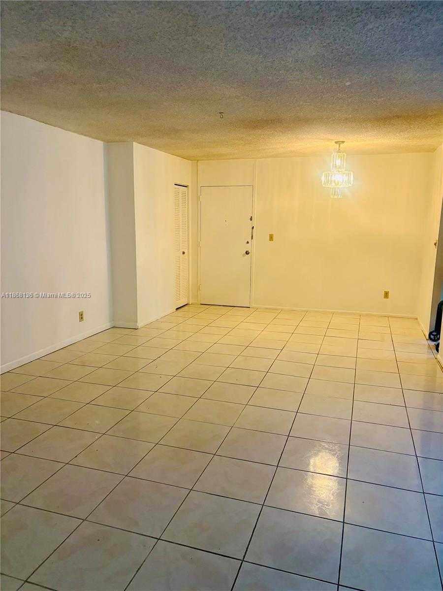 Small Image of 950 NORTH EAST 199TH ST #1A 101, Miami Number 6