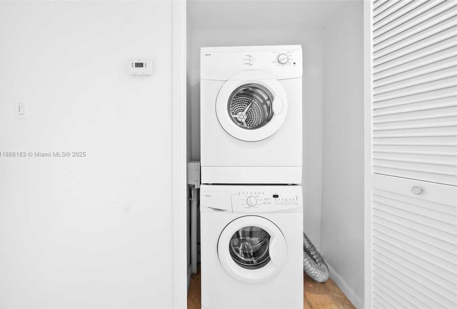 Small Image of 1000 WEST AVE #PH12, Miami Beach Number 19